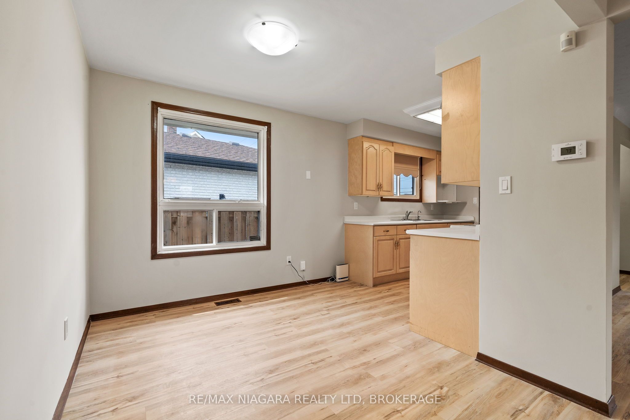 476 Scott Street Property Photo 12