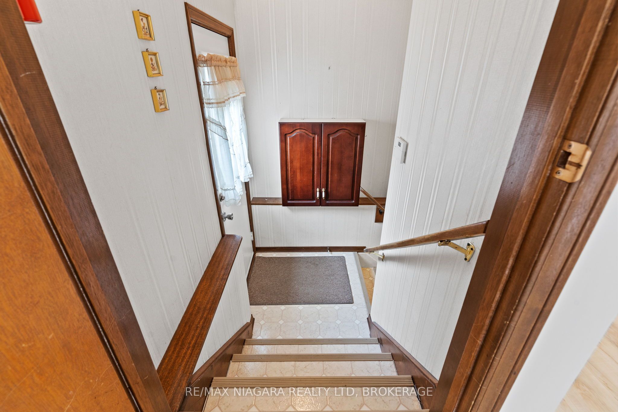 476 Scott Street Property Photo 23