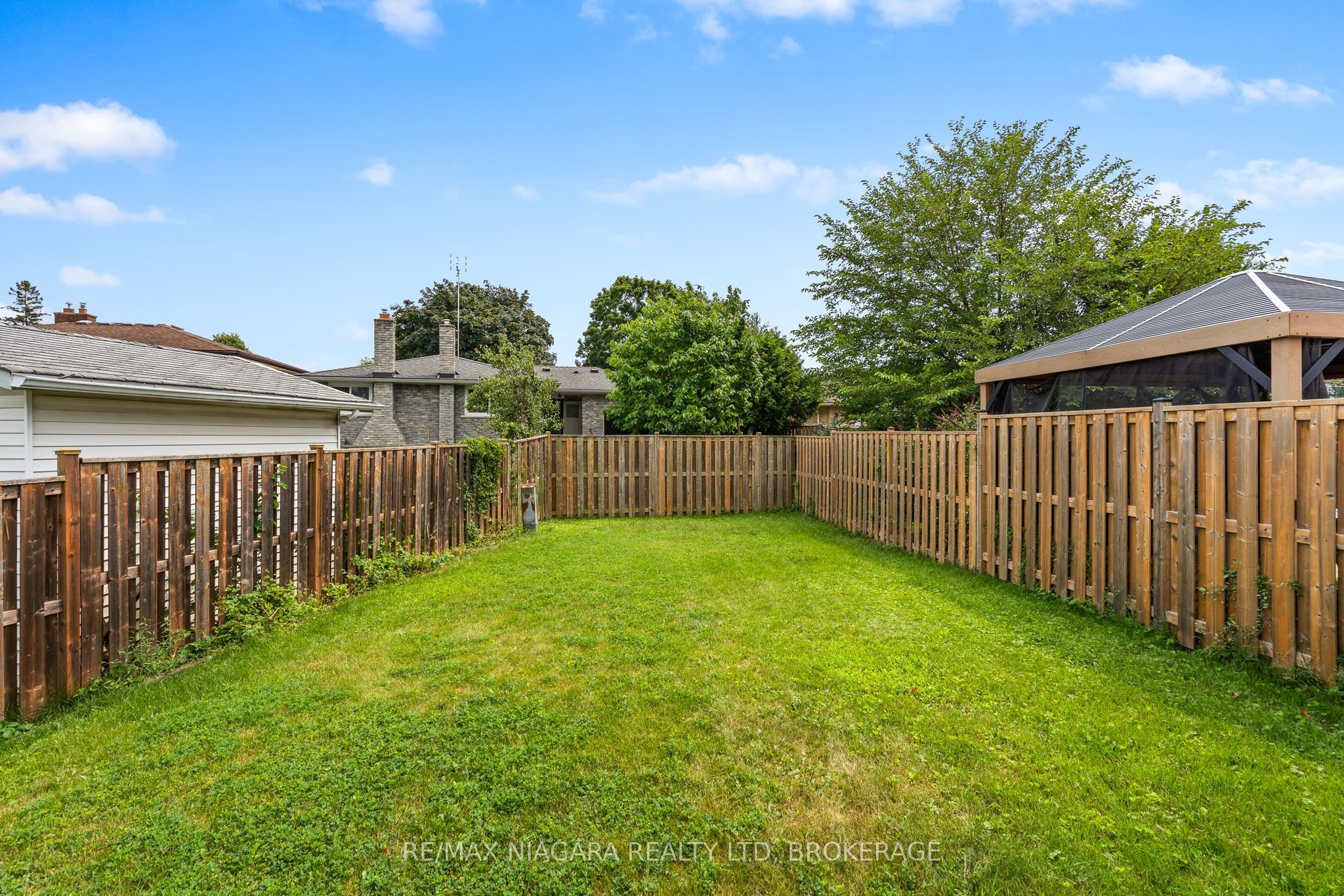 476 Scott Street Property Photo 32