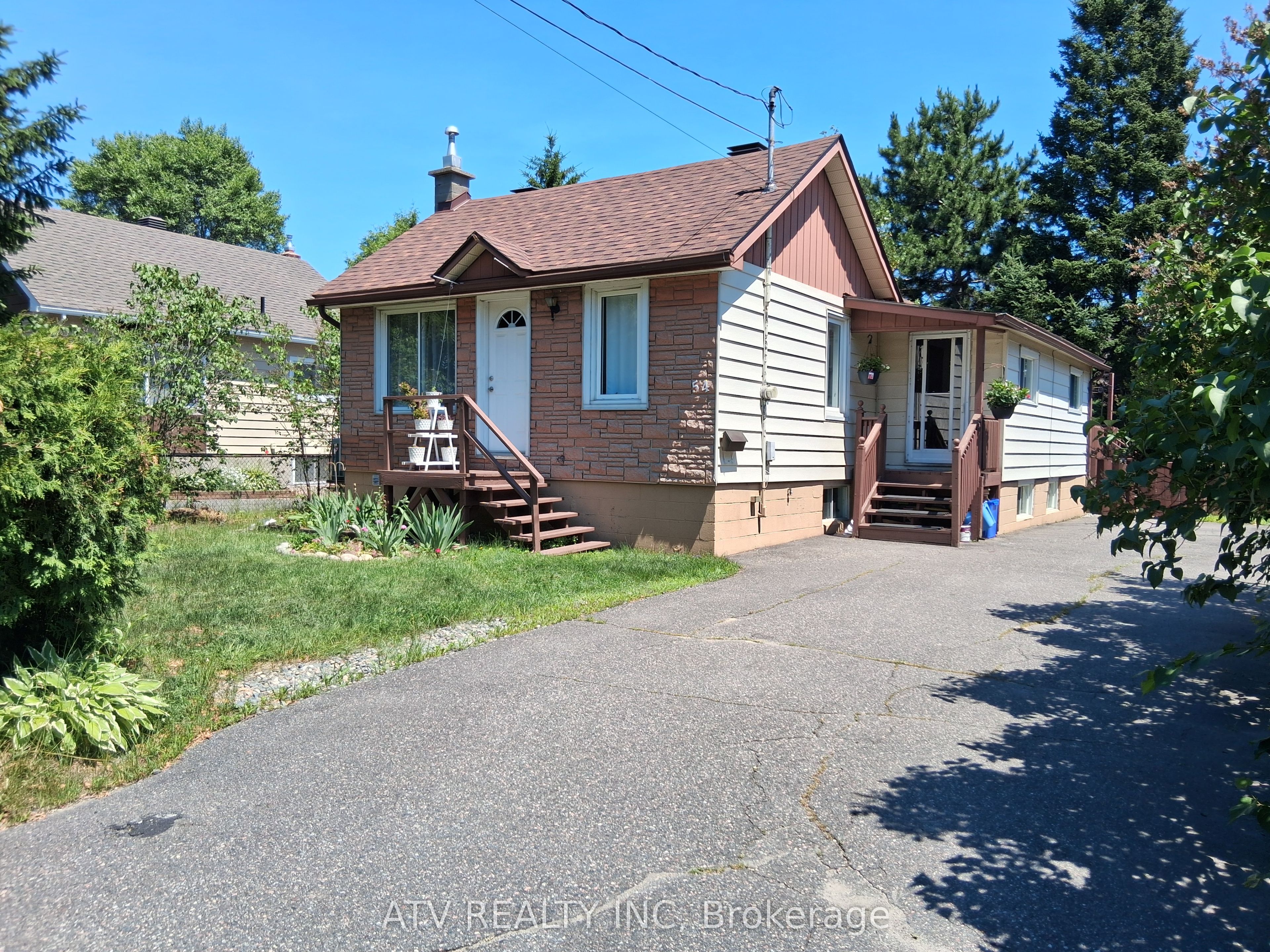 54 First Avenue Property Photo 1