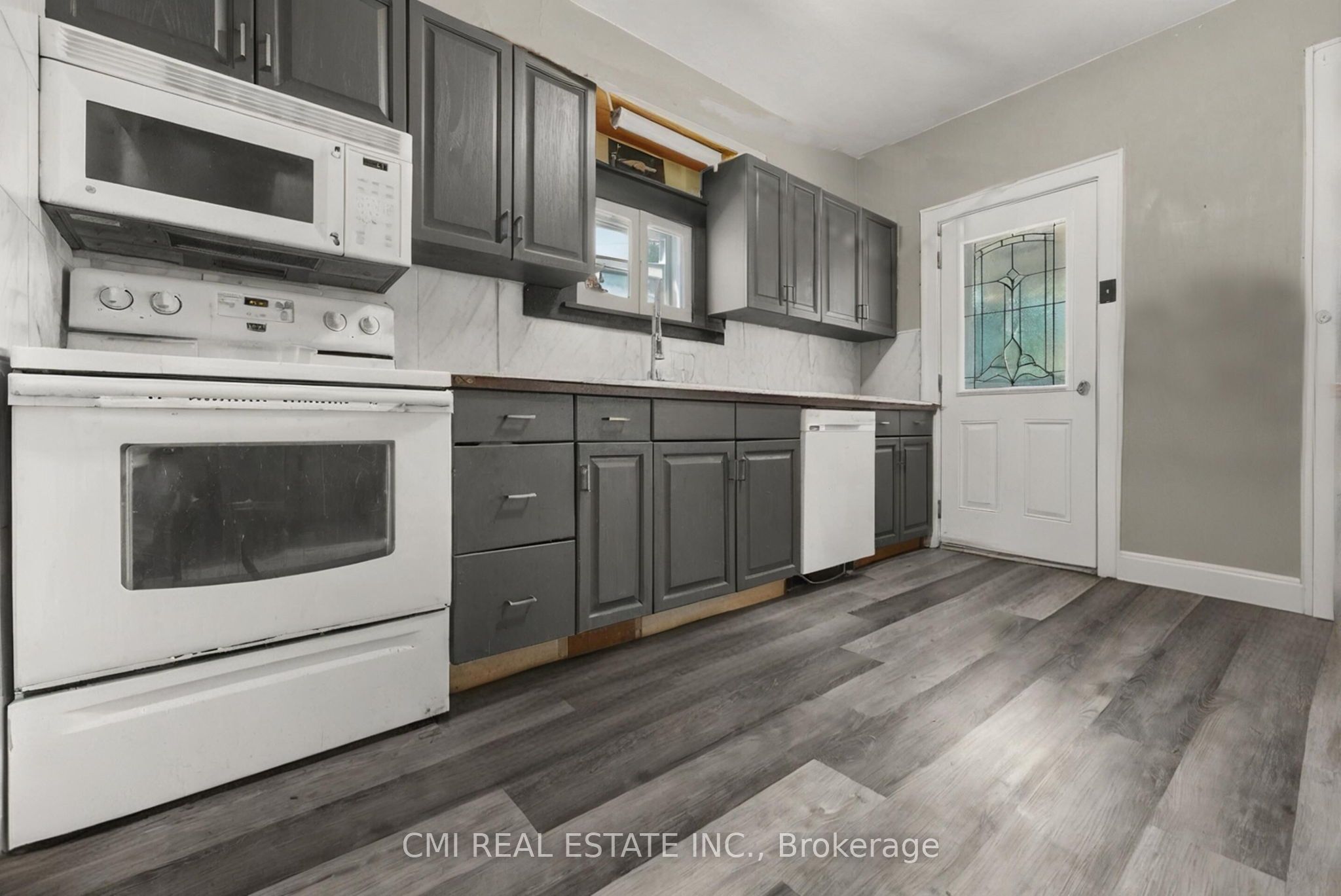 433 Lydia Street Property Photo 15