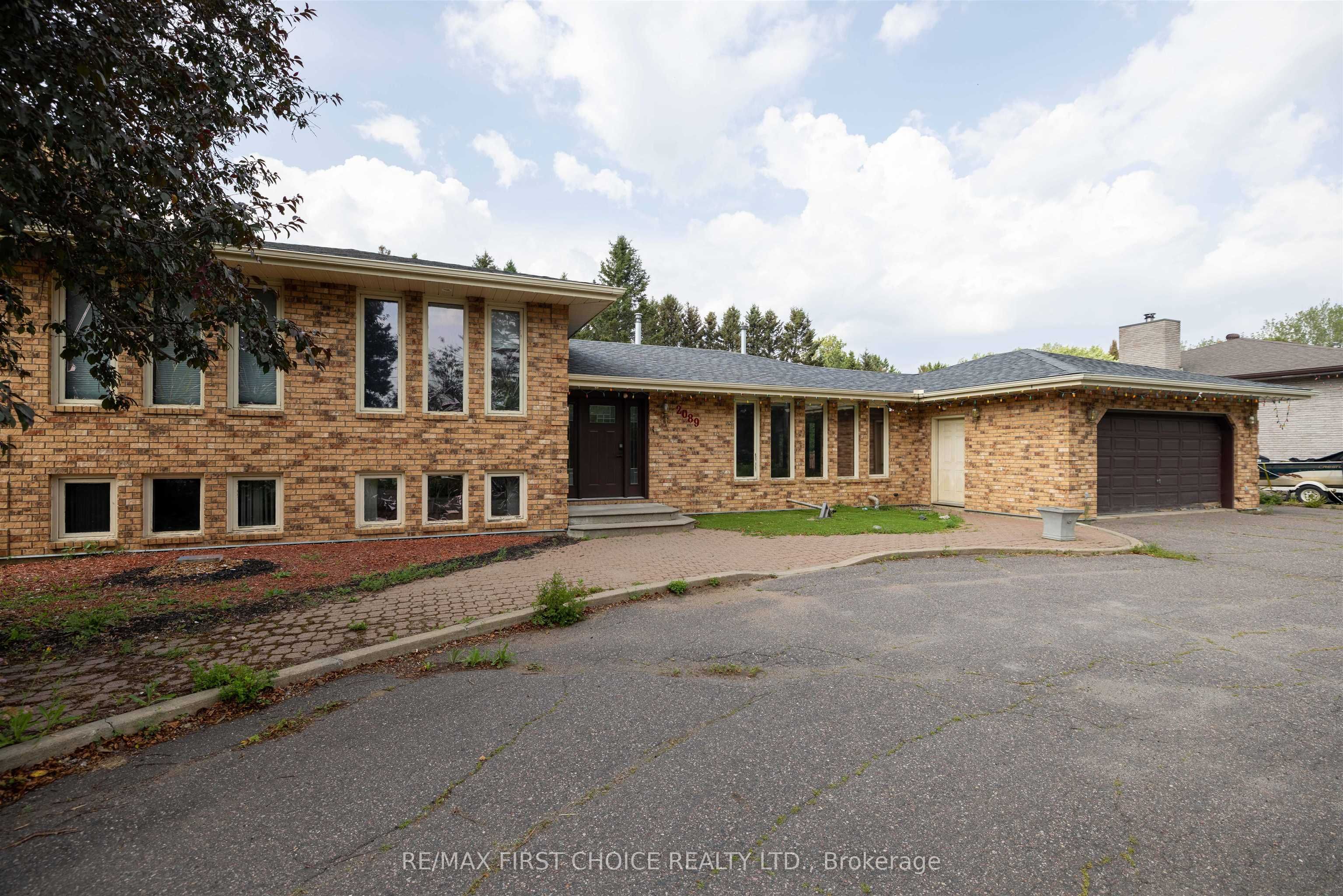 2089 Otway Street Property Photo 1