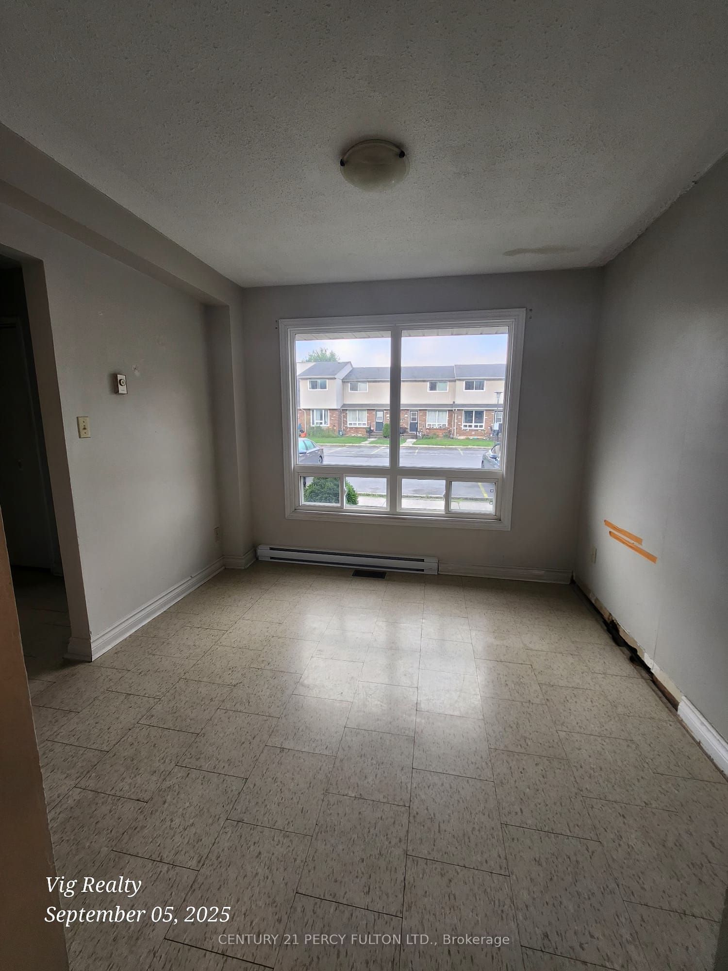 100 Brownleigh Avenue 276 Property Photo 13