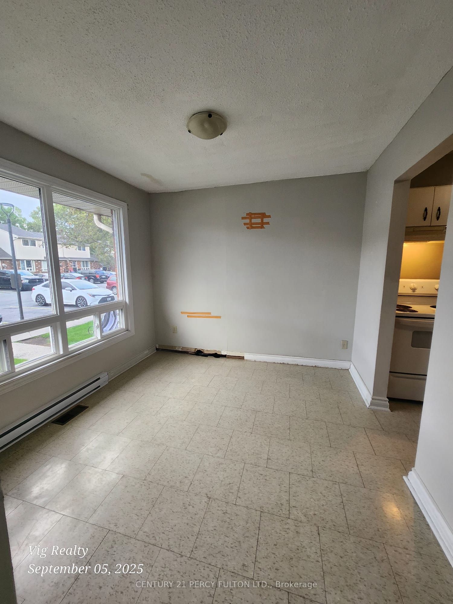 100 Brownleigh Avenue 276 Property Photo 15