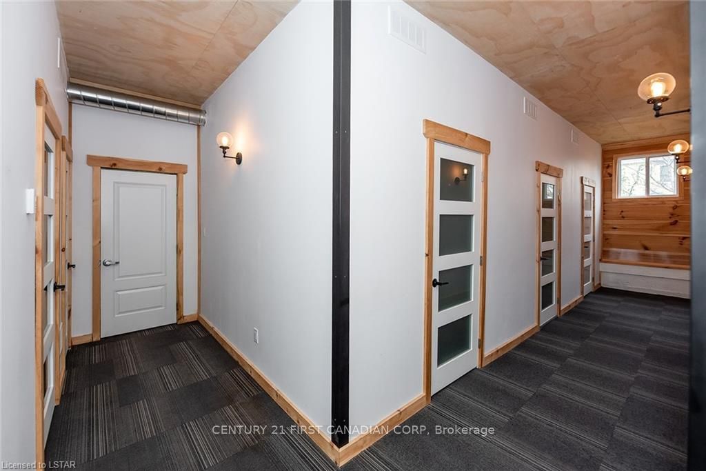 28 Princess Avenue Atrium Property Photo 25