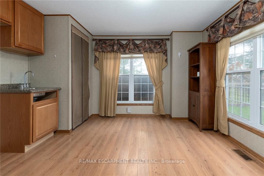 1161 4th Concession Road W Property Photo 10