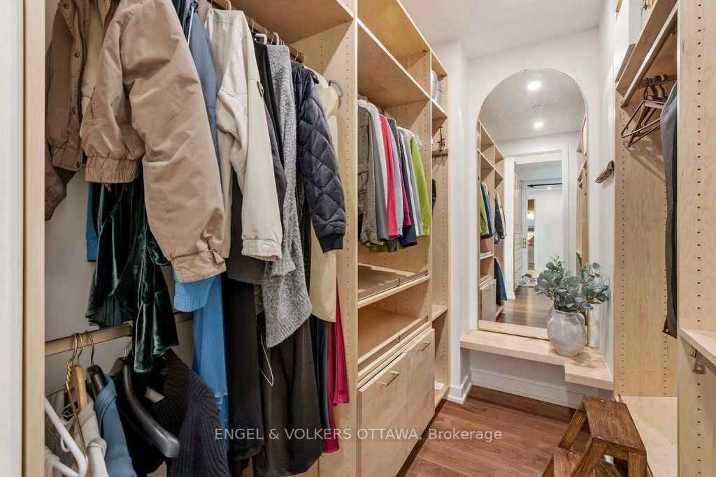 320 Miwate Private 601 Property Photo 26