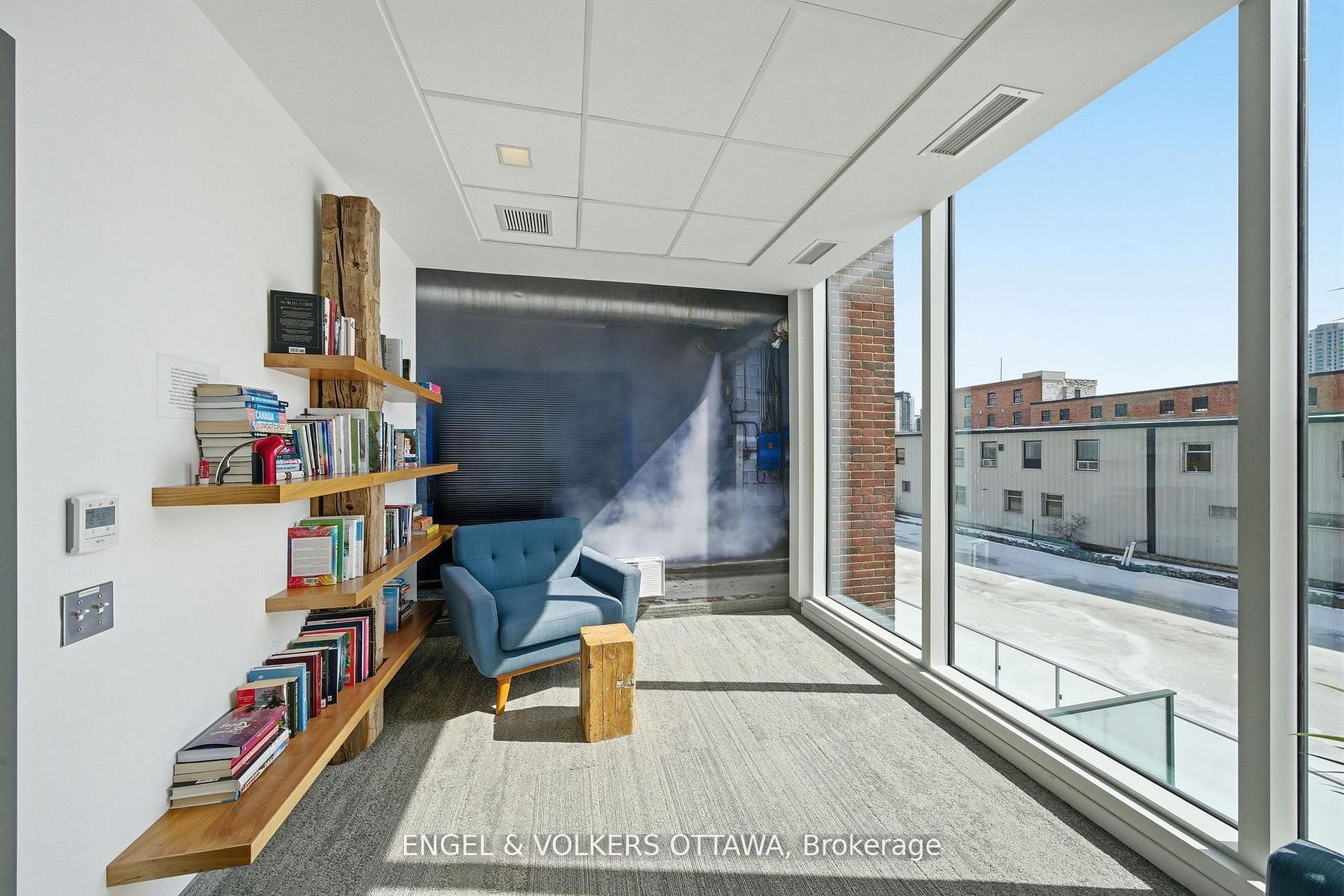 320 Miwate Private 601 Property Photo 46