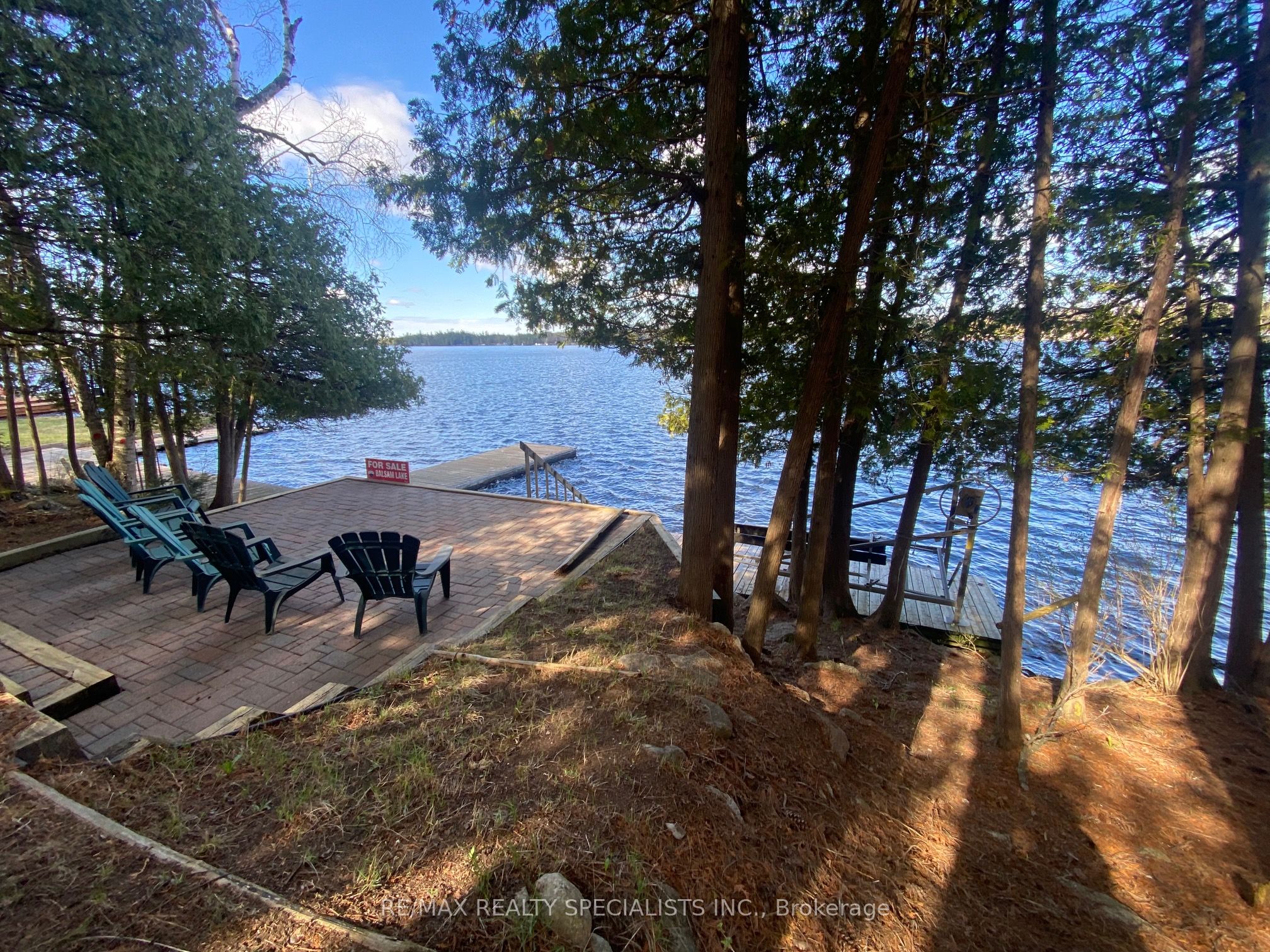 384 Indian Point Road Property Photo 2