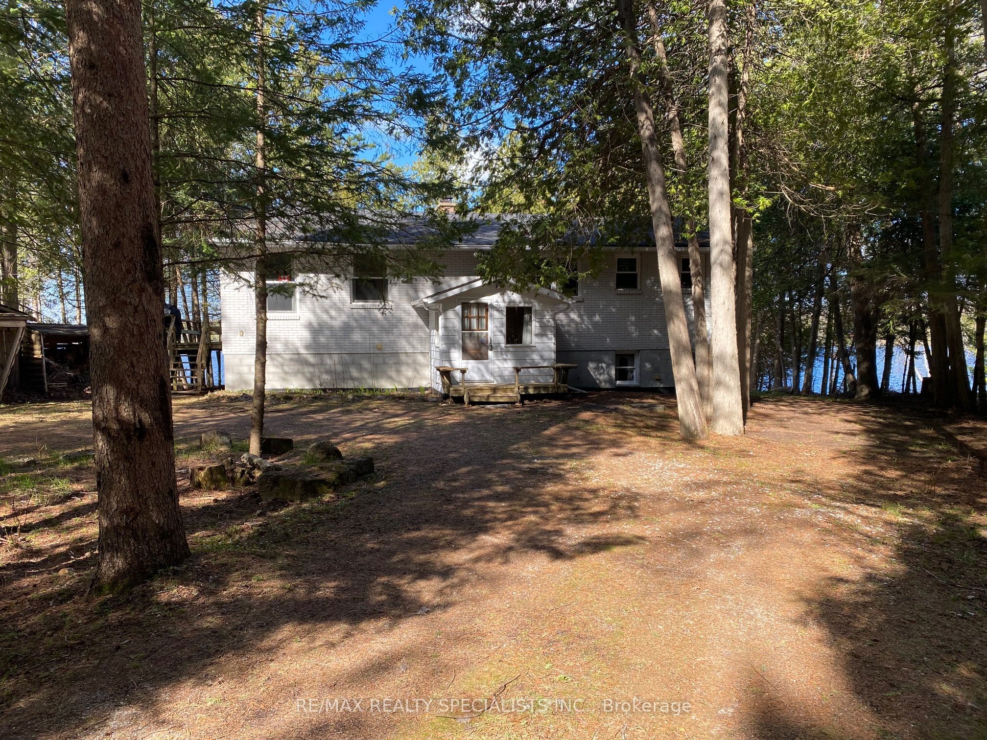 384 Indian Point Road Property Photo 5