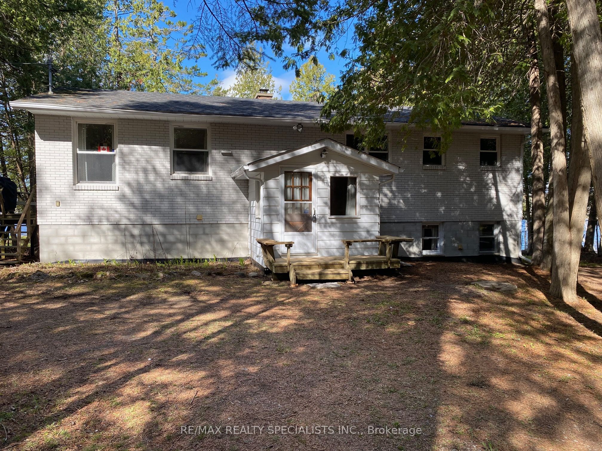 384 Indian Point Road Property Photo 6