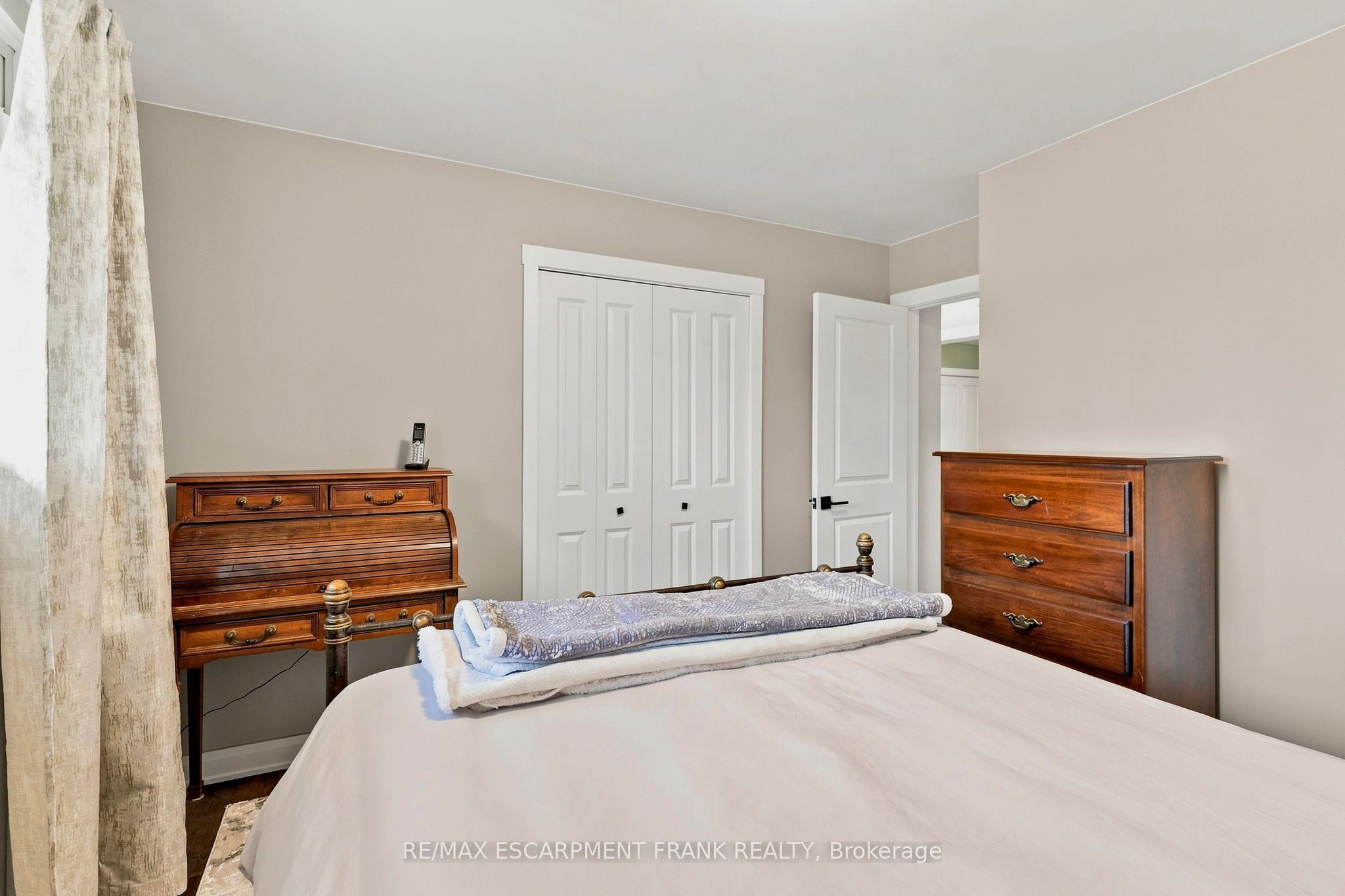 1008 Garth Street Property Photo 20