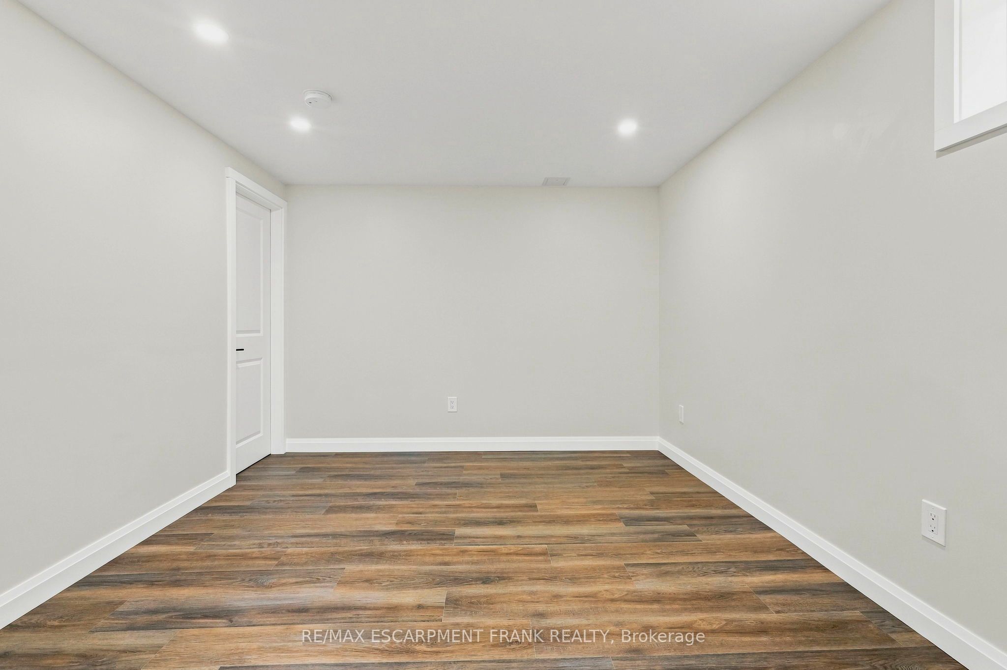 1008 Garth Street Property Photo 37