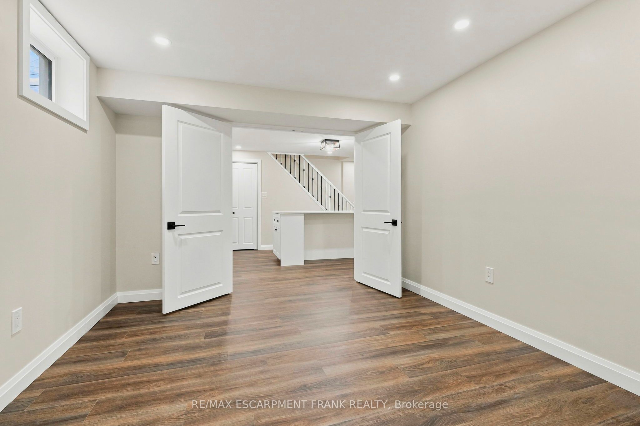 1008 Garth Street Property Photo 39