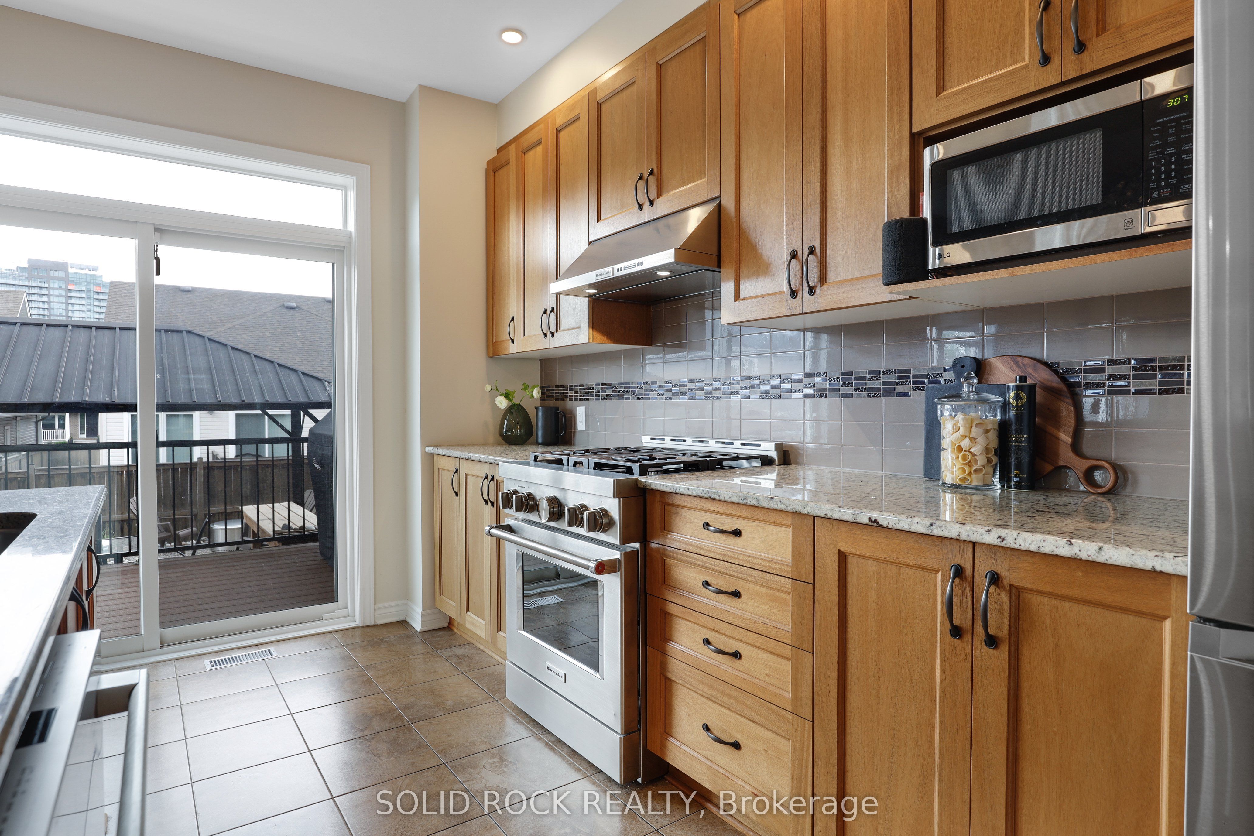 703 Mashkig Avenue Property Photo 11