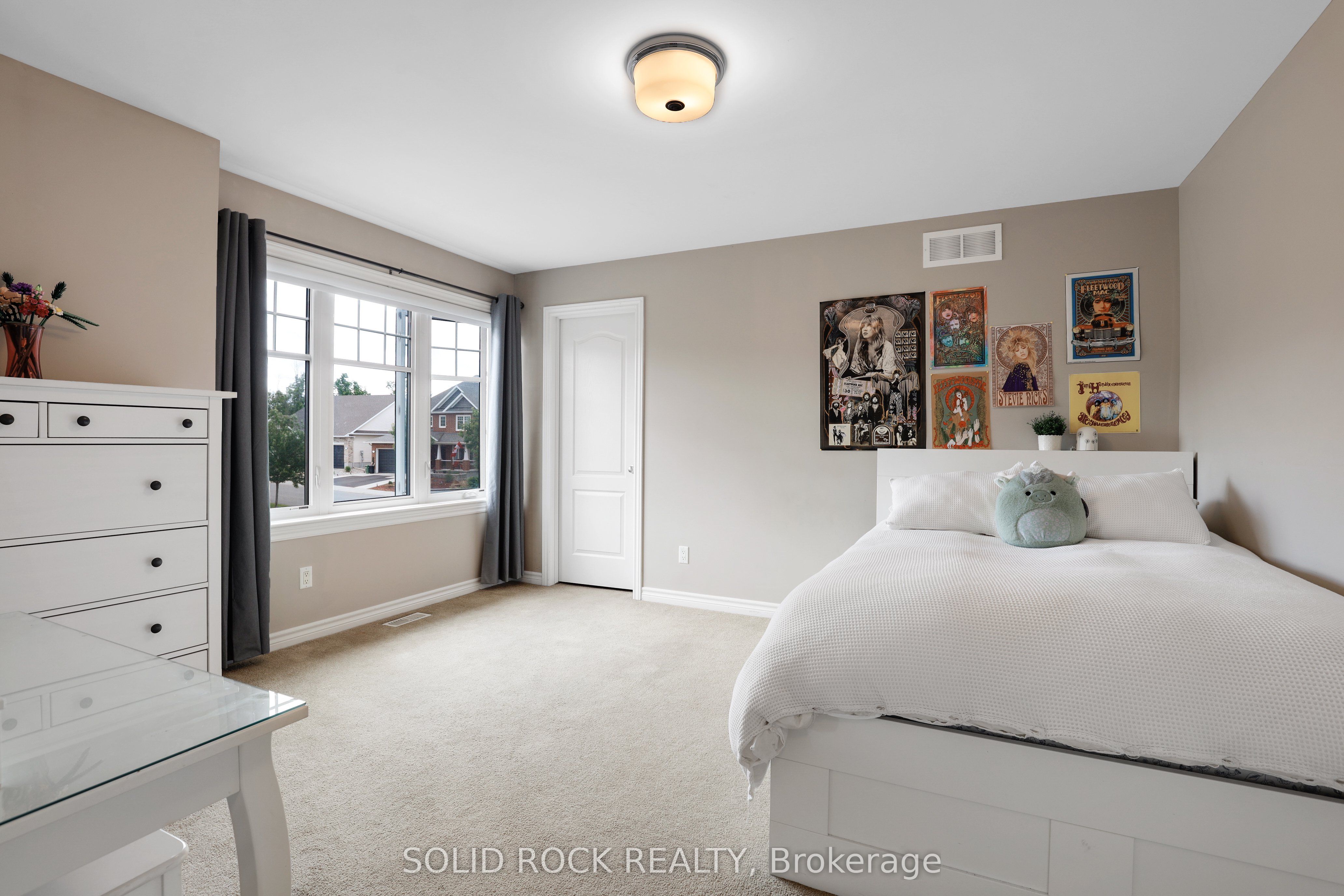 703 Mashkig Avenue Property Photo 28