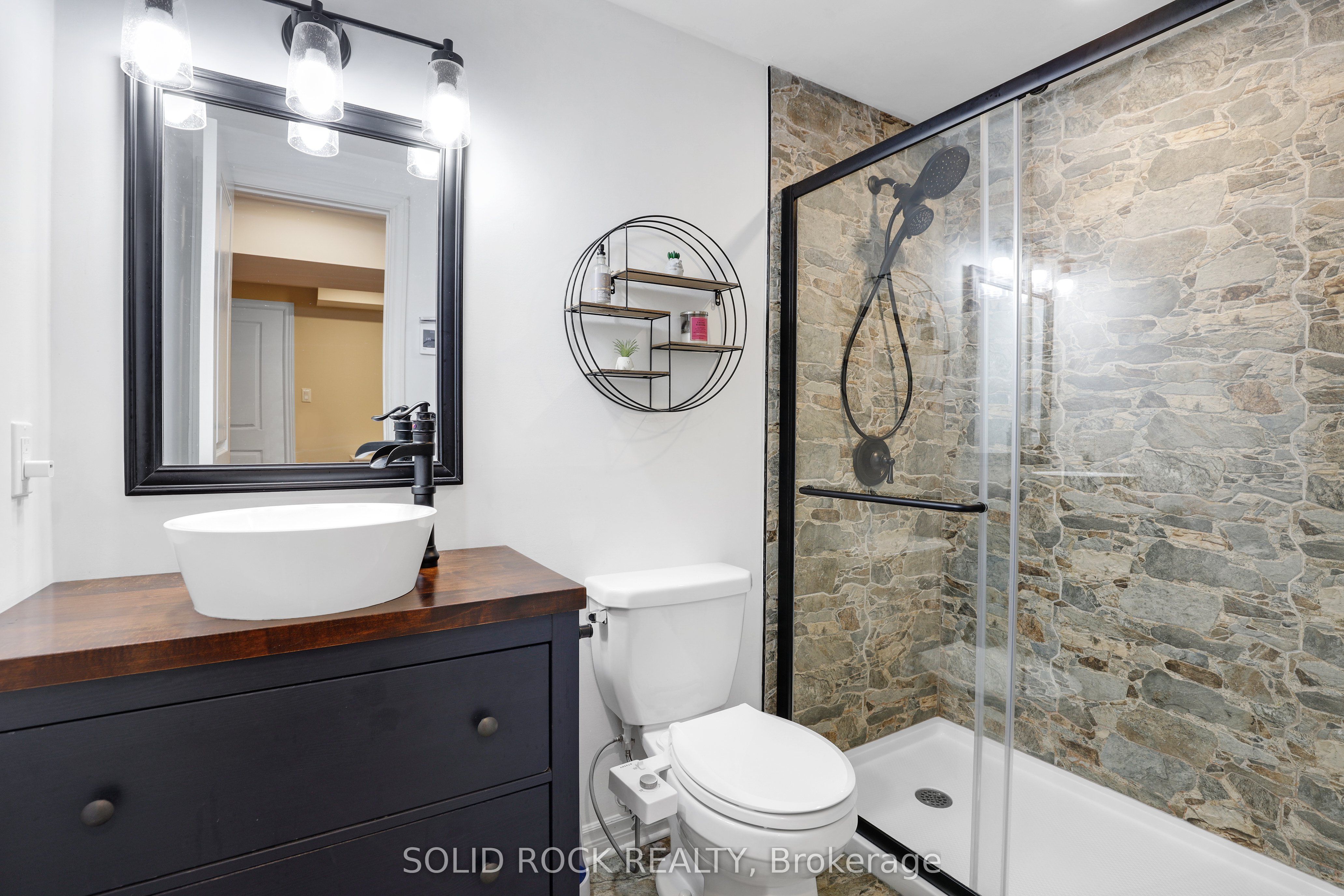 703 Mashkig Avenue Property Photo 35