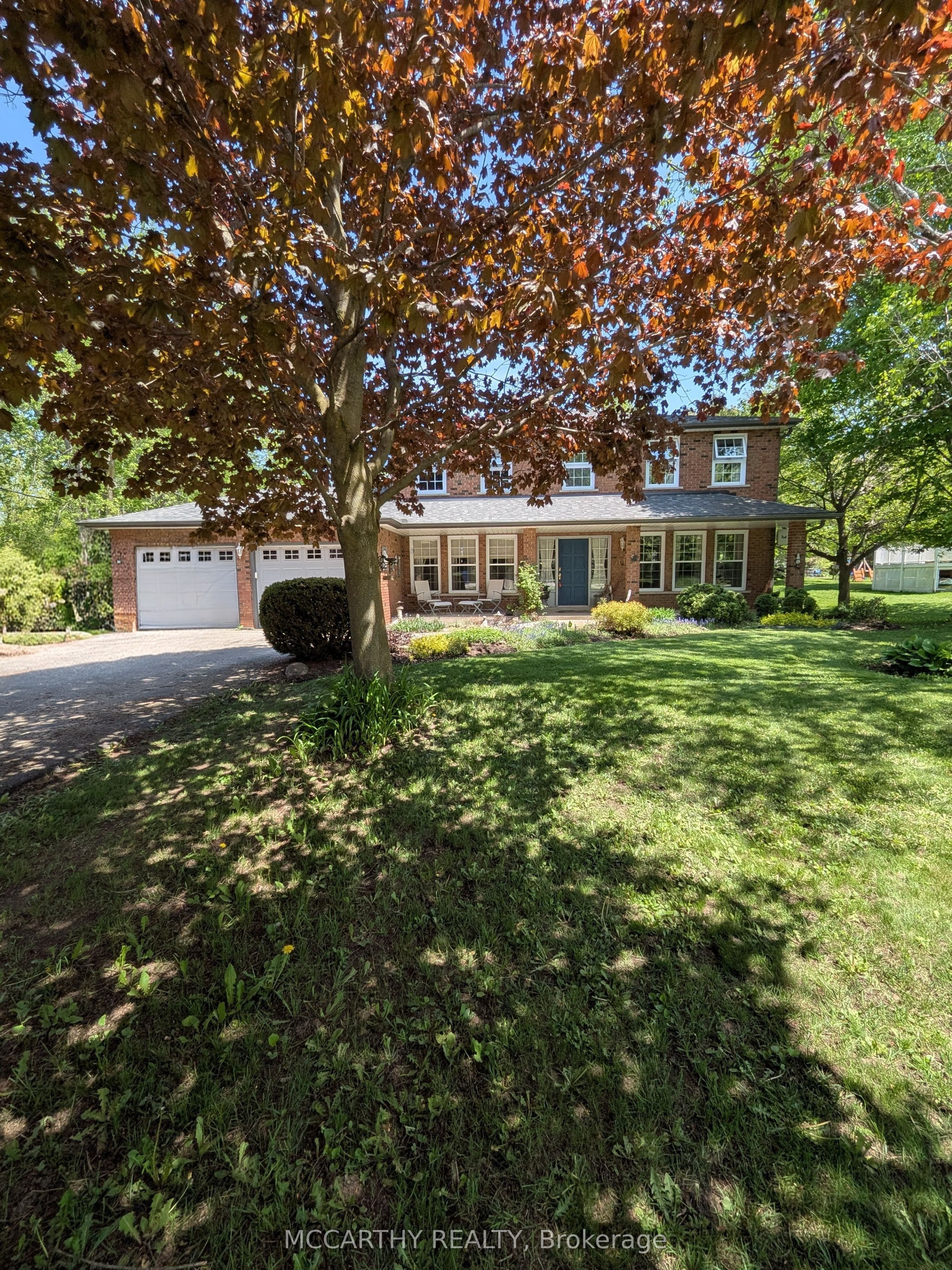 11 Lynda Avenue Property Photo 3