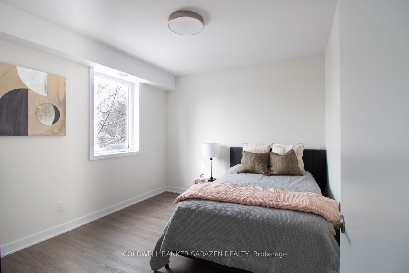 994 Bronson Avenue 101 Property Photo 19