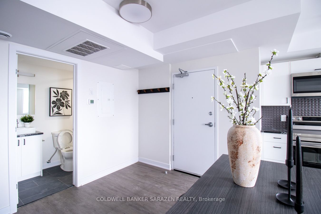 994 Bronson Avenue 101 Property Photo 21