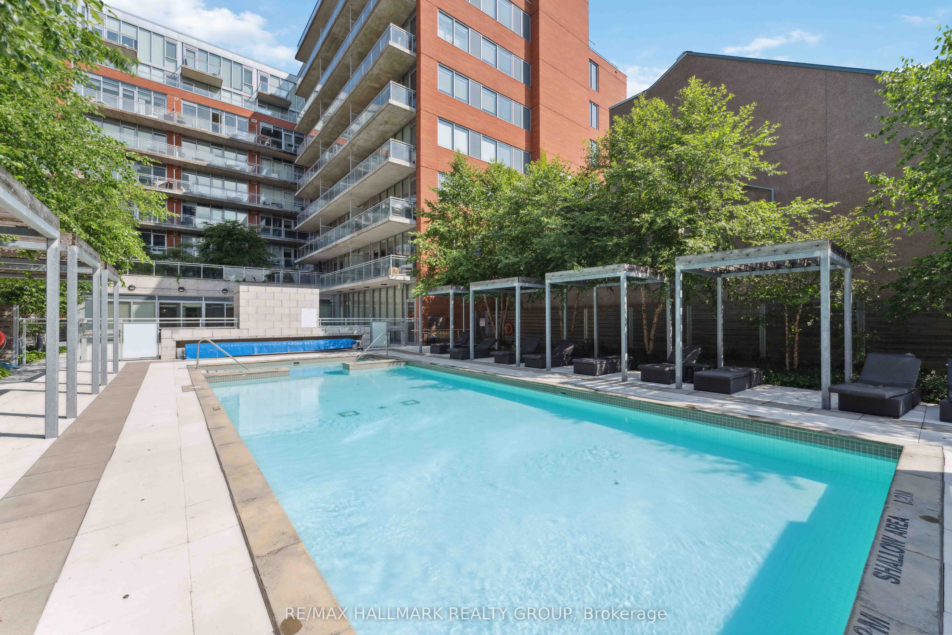 360 Mcleod Street 313 Property Photo 36