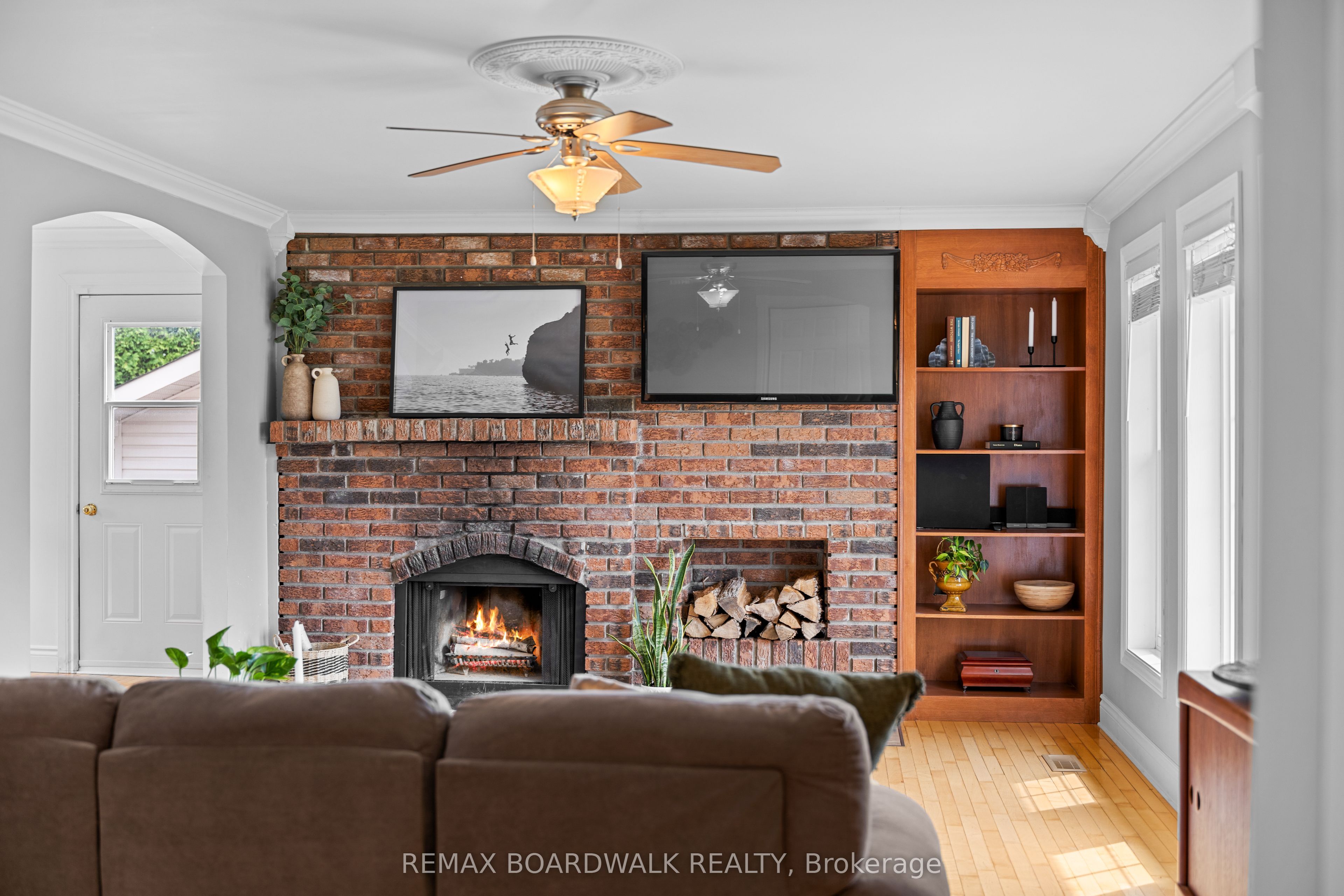 955 Lacroix Road Property Photo 13