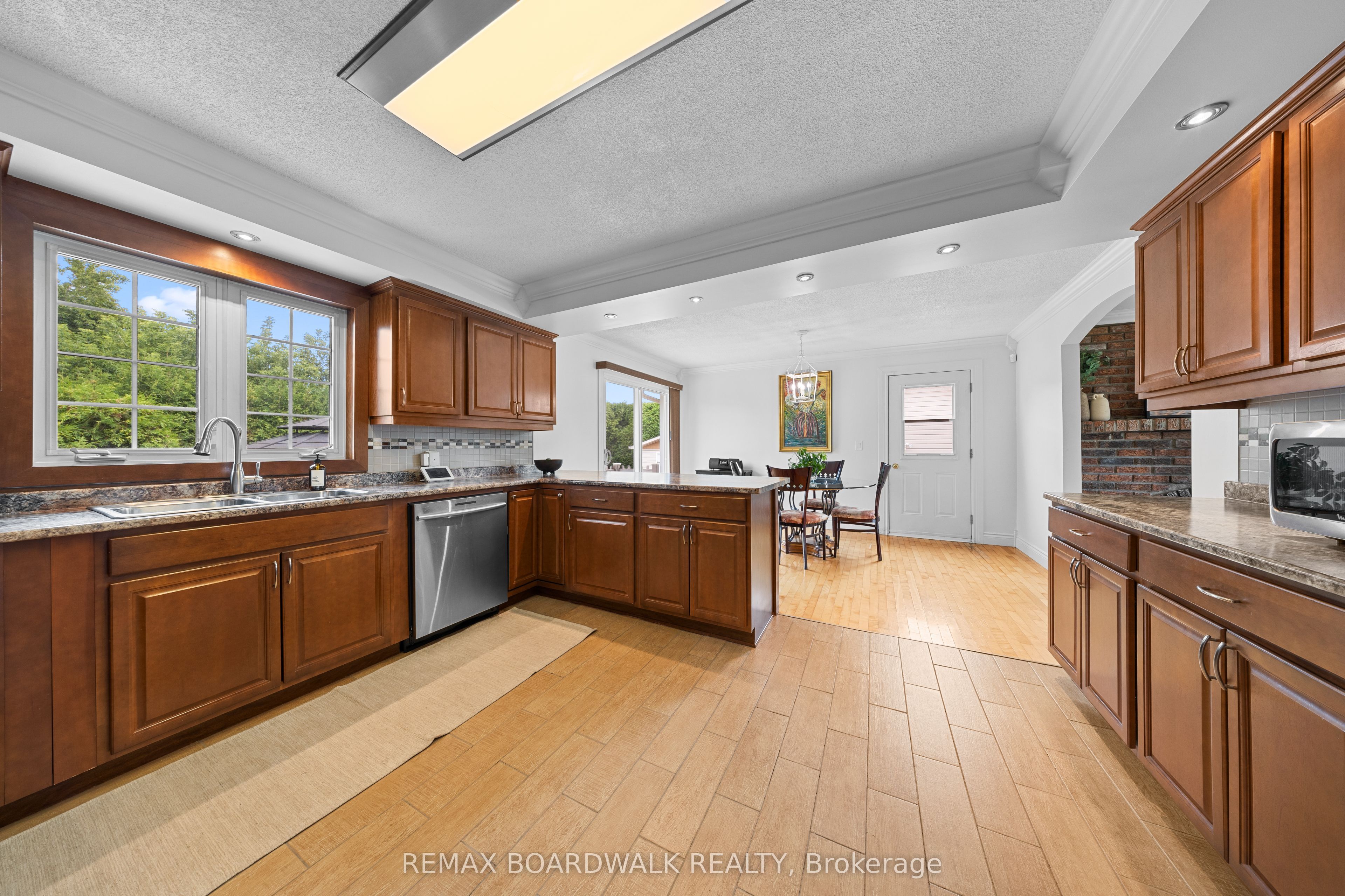 955 Lacroix Road Property Photo 16