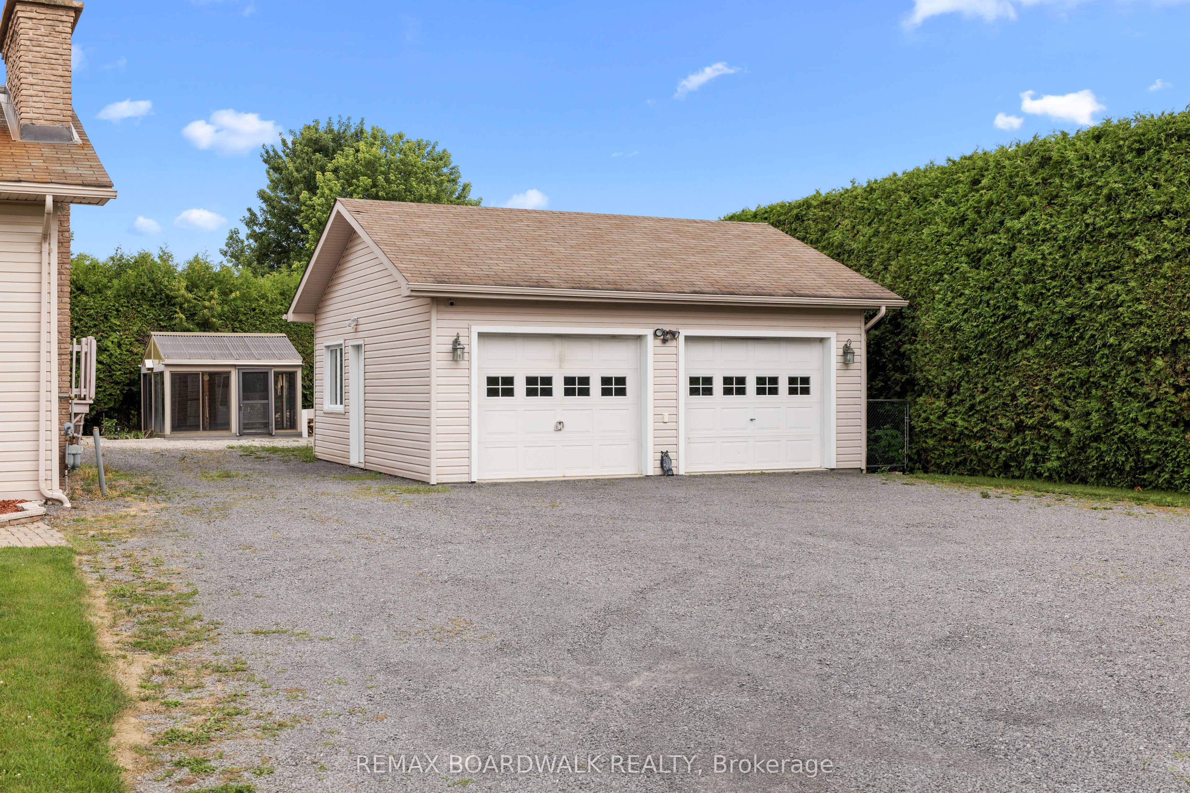 955 Lacroix Road Property Photo 40