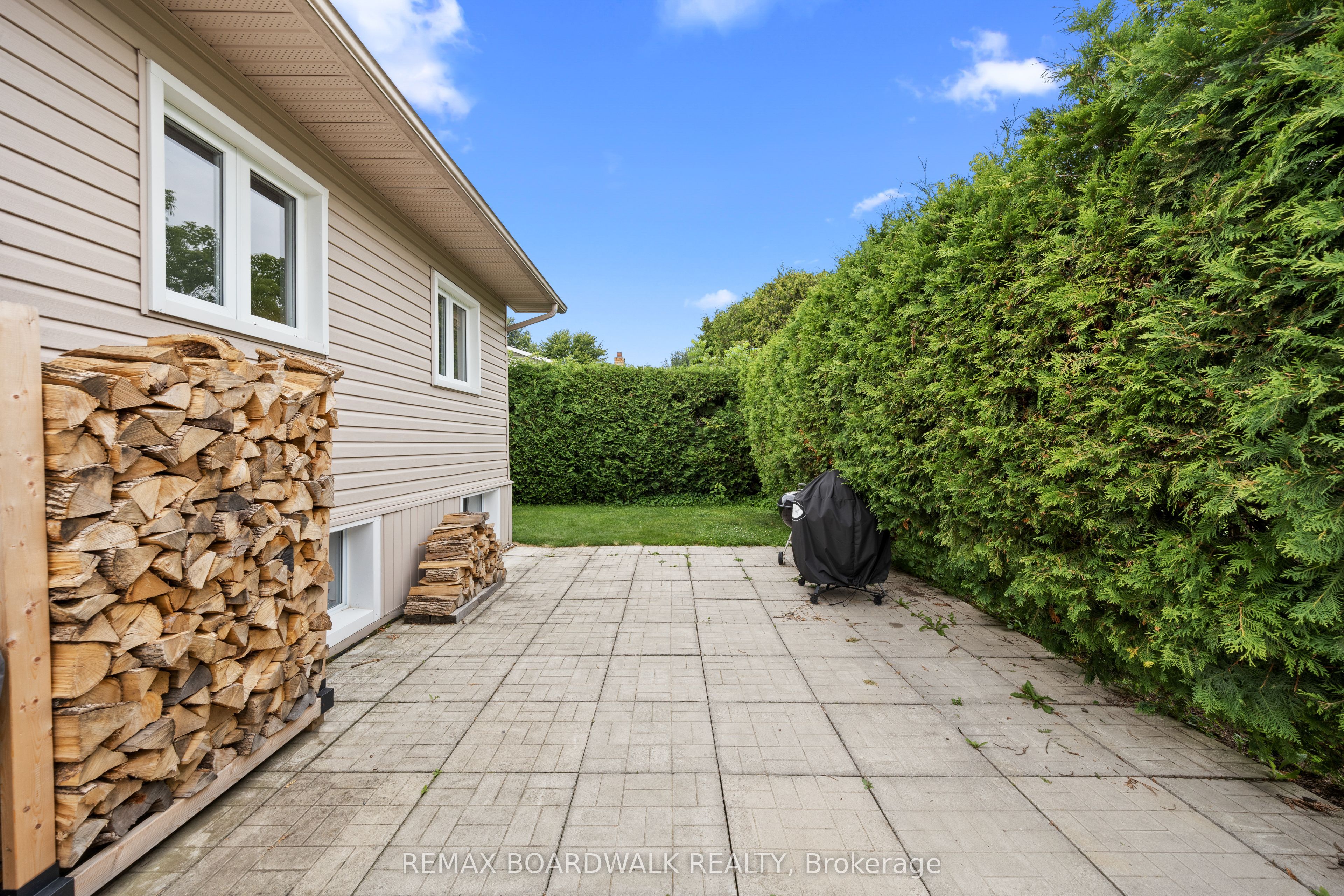 955 Lacroix Road Property Photo 42