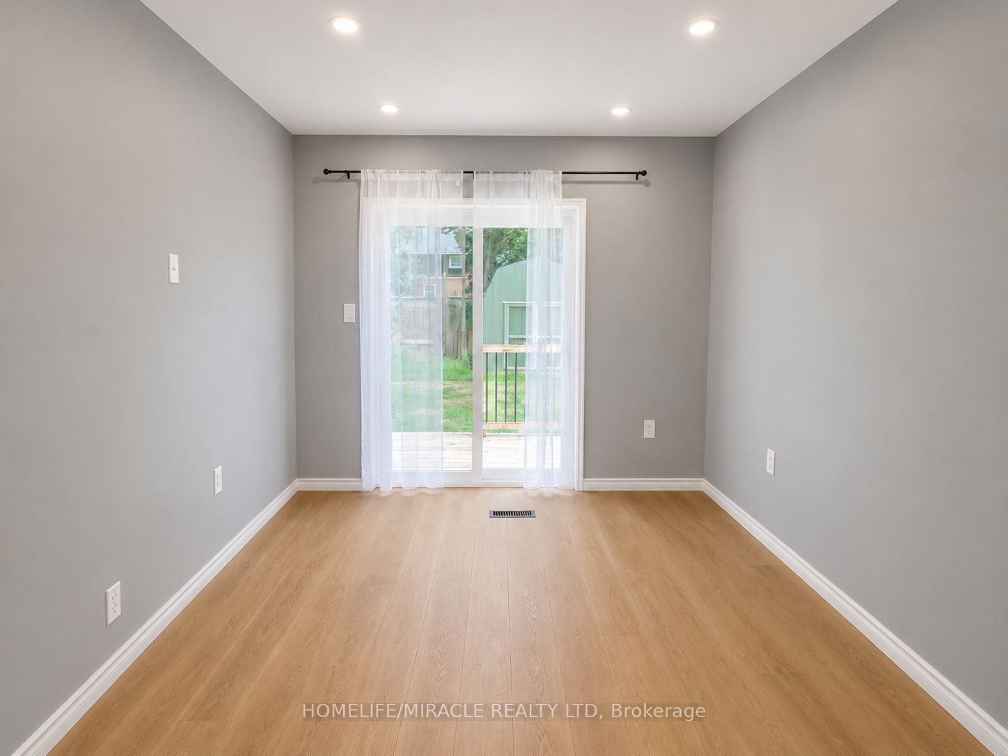 6523 Barker Street Main Property Photo 9