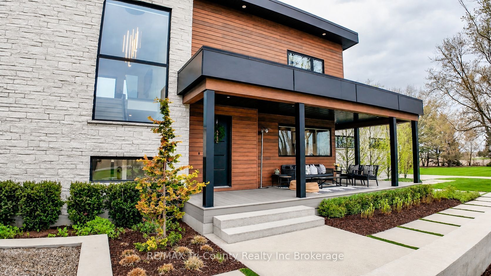8987 Powers Road Property Photo 32