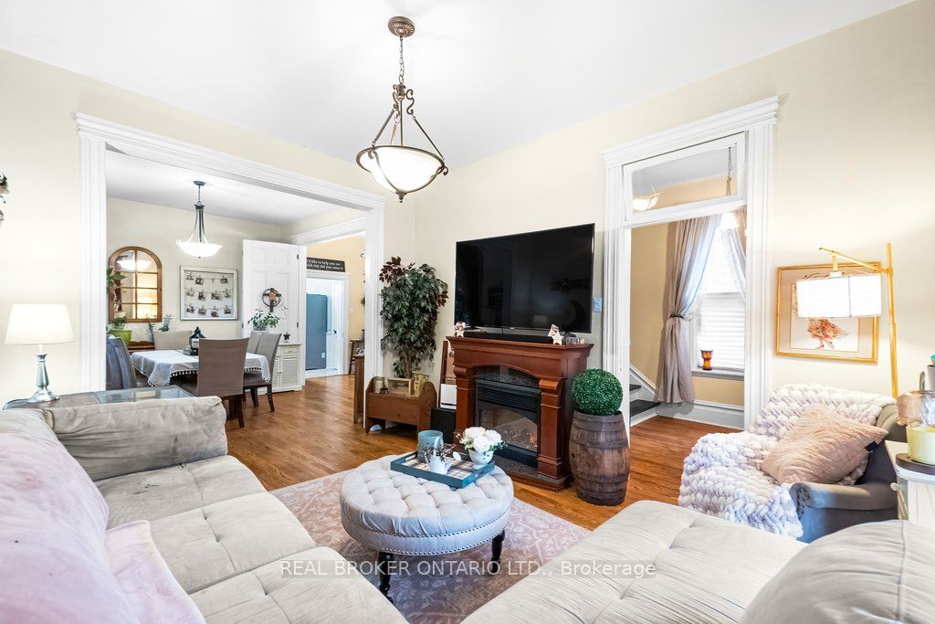 88 Moore Street Property Photo 11