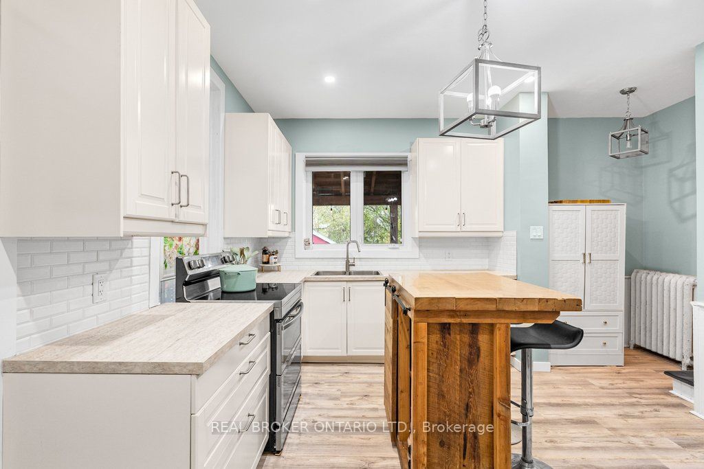 88 Moore Street Property Photo 18