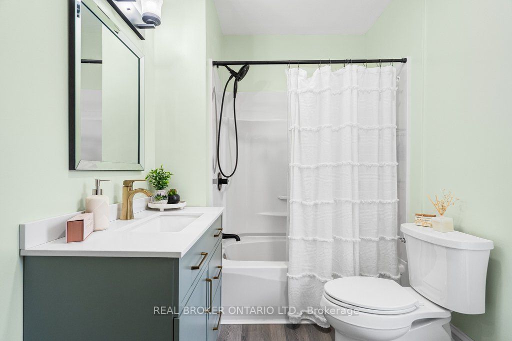 88 Moore Street Property Photo 37