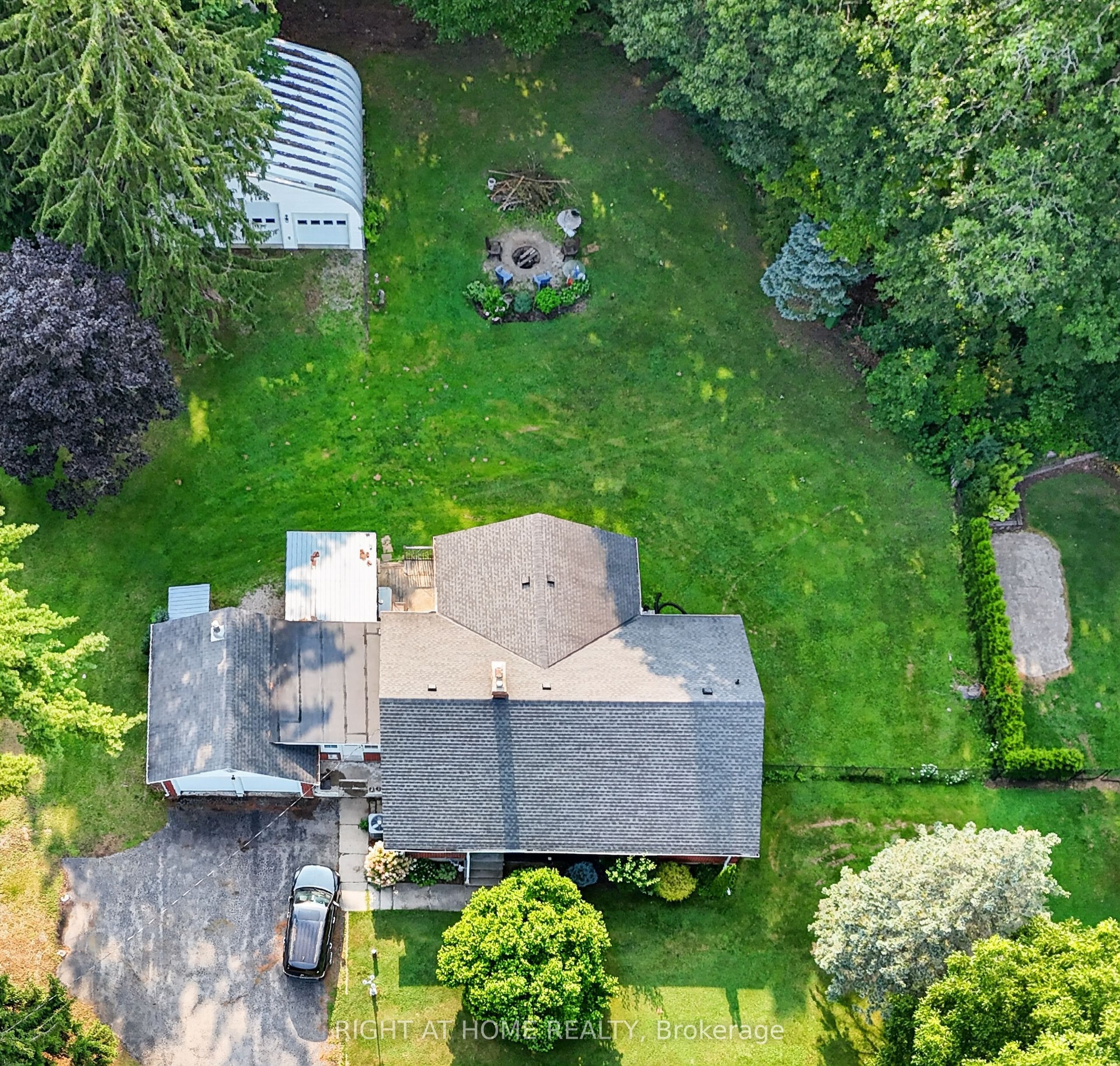 6297 Sunset Road Property Photo 2