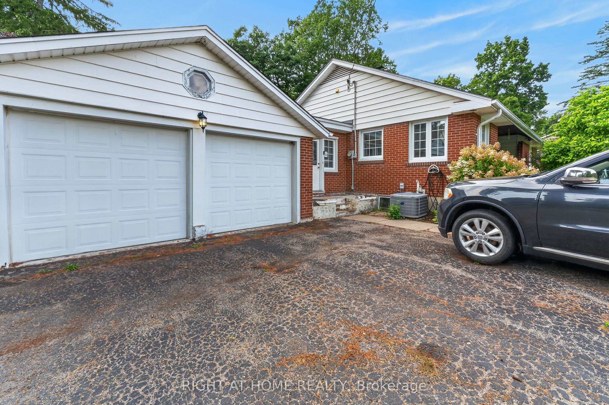 6297 Sunset Road Property Photo 6
