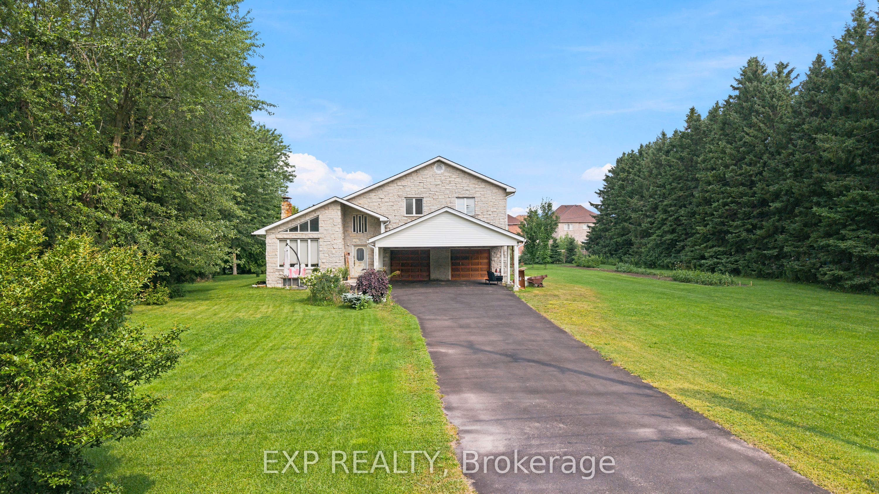 104 Sideroad 18 Road Property Photo 2