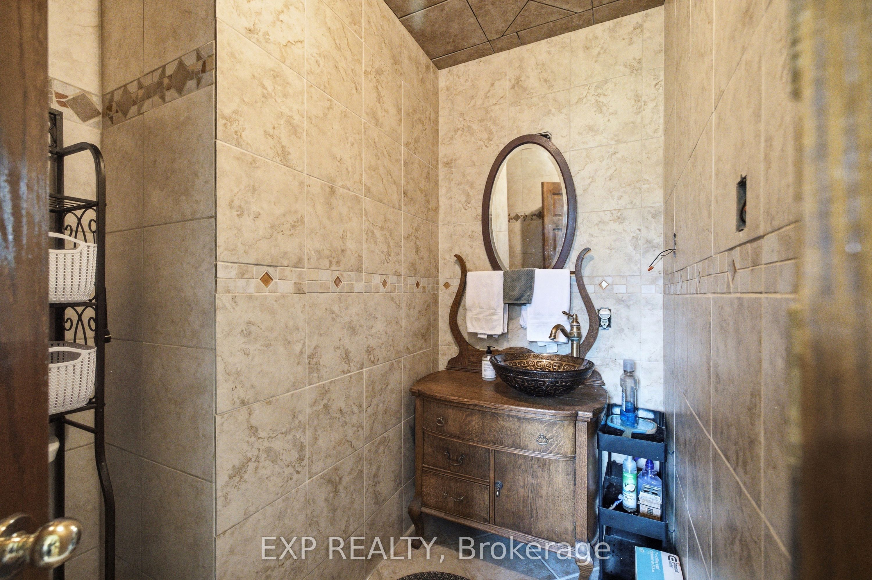 104 Sideroad 18 Road Property Photo 19