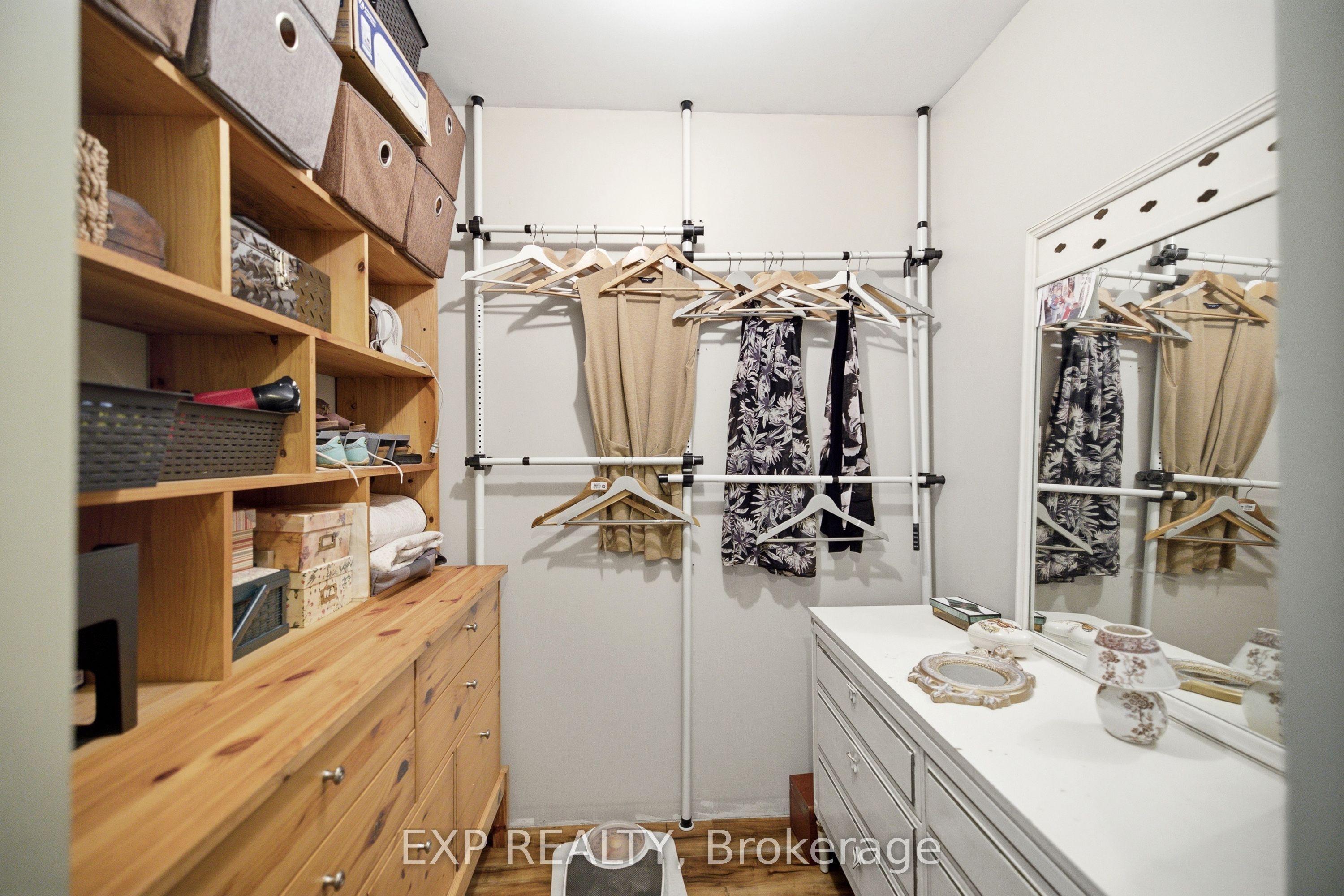 104 Sideroad 18 Road Property Photo 23