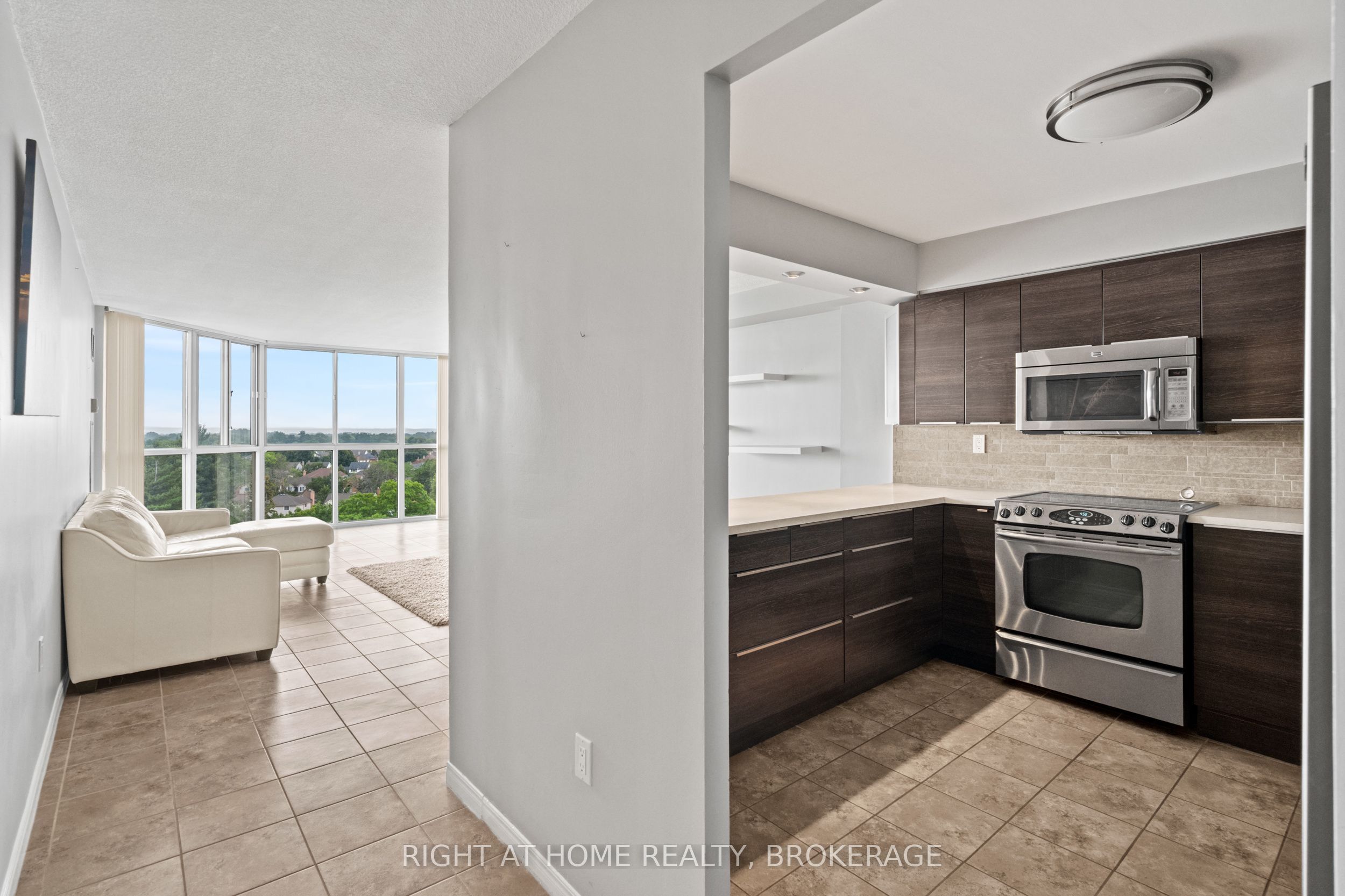 162 Martindale Road 801 Property Photo 8