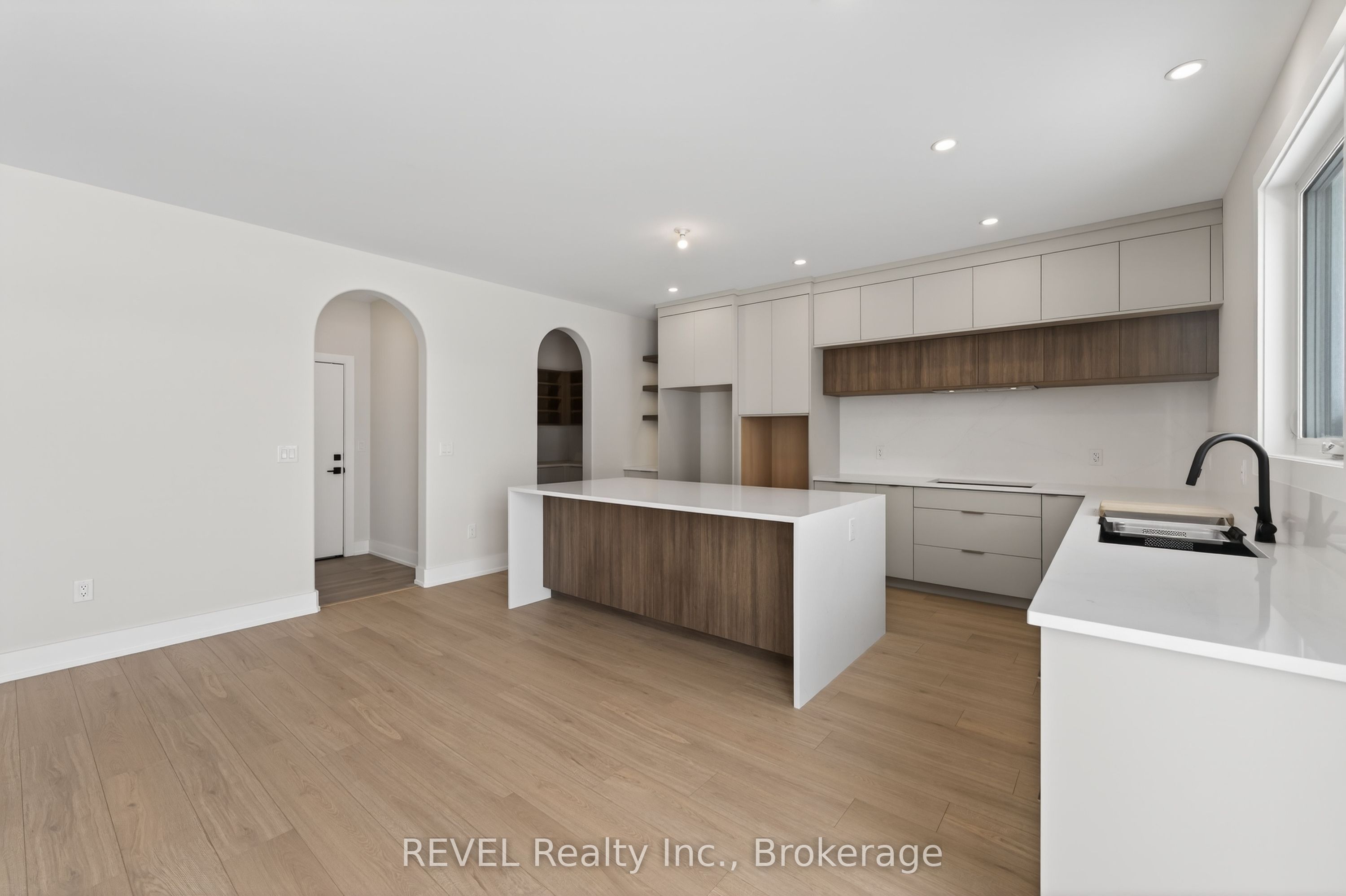 30 Anchor Road Property Photo 8