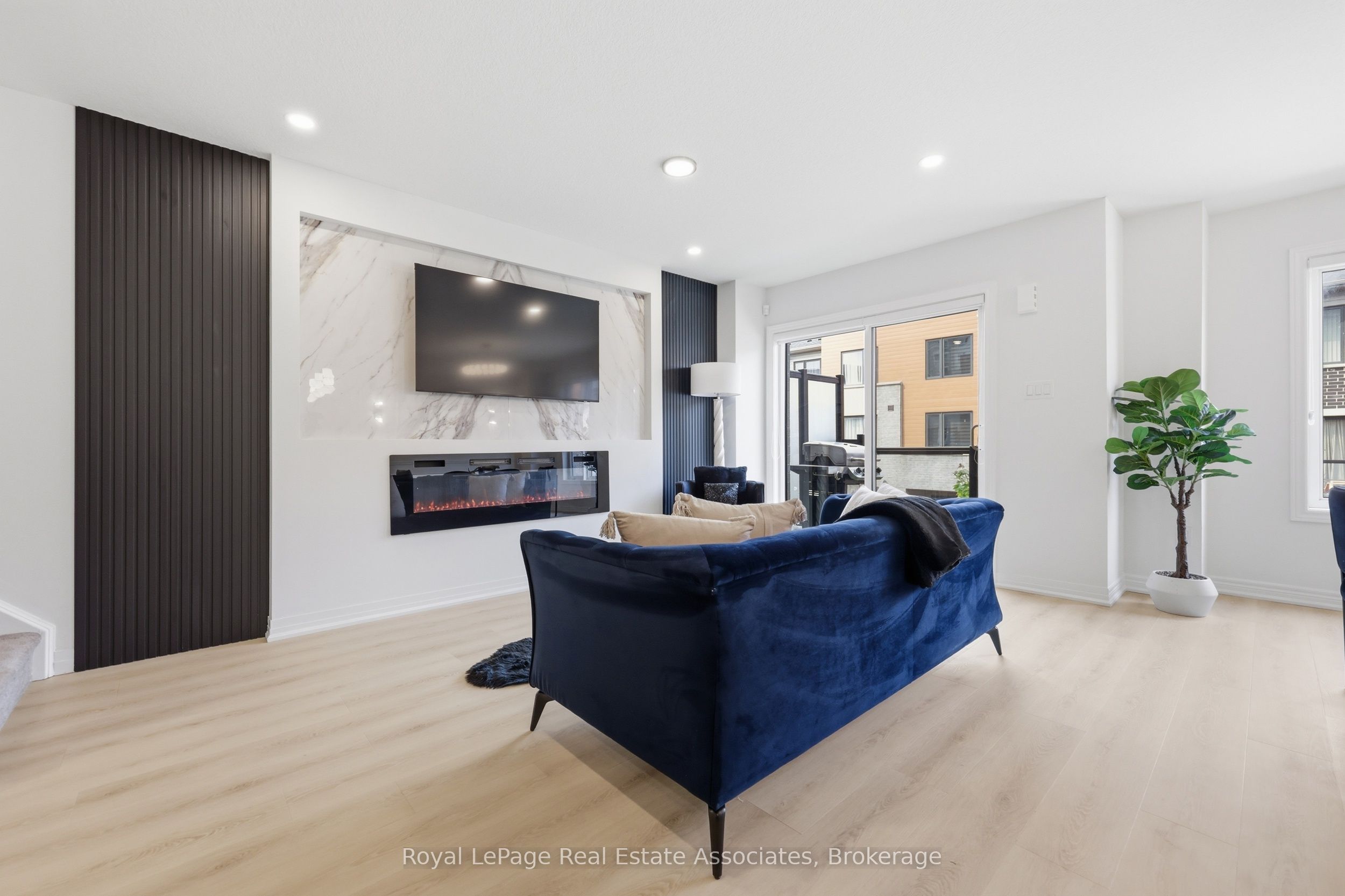 65 Dryden Lane Property Photo 11