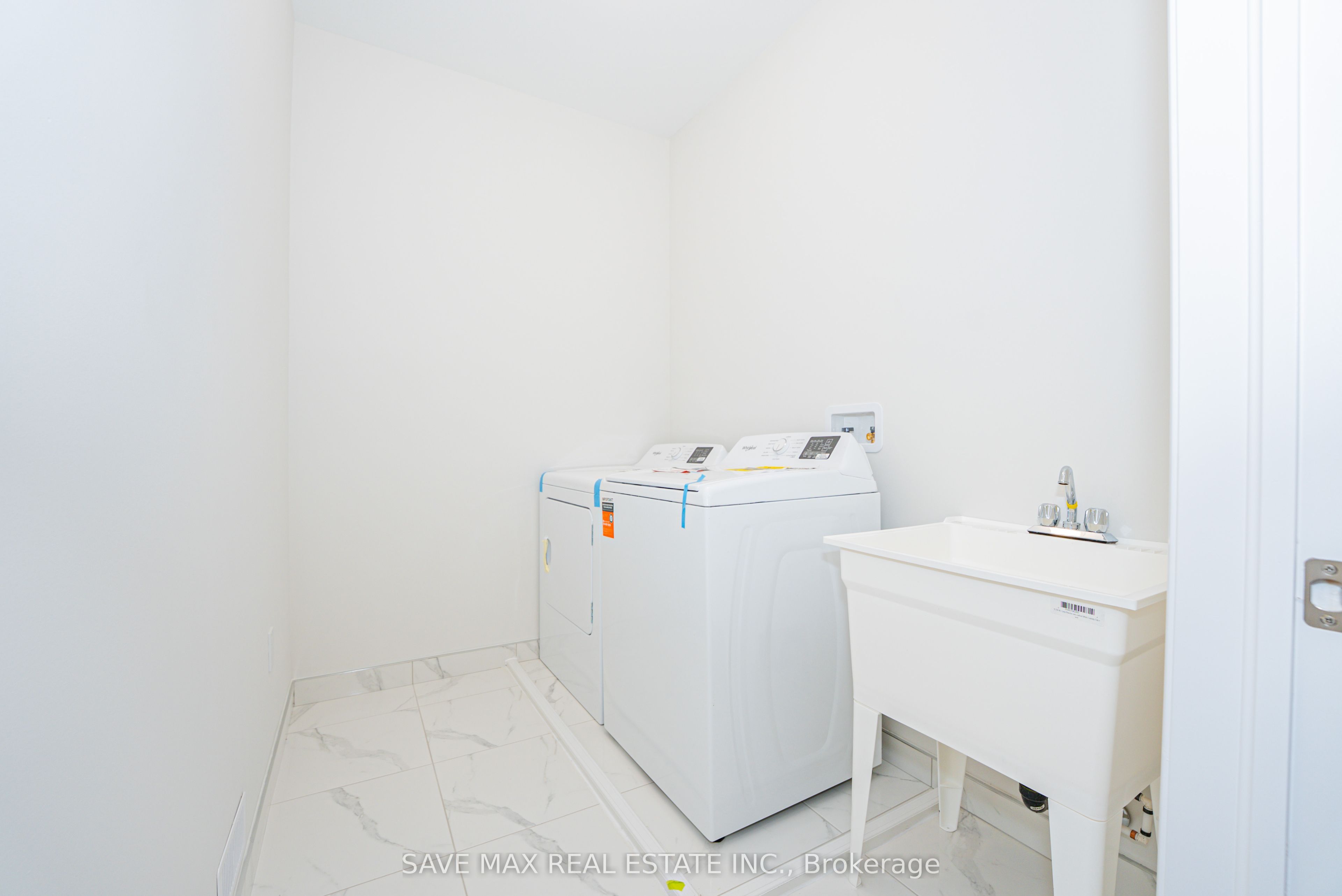 158 Bendemere Road Property Photo 39