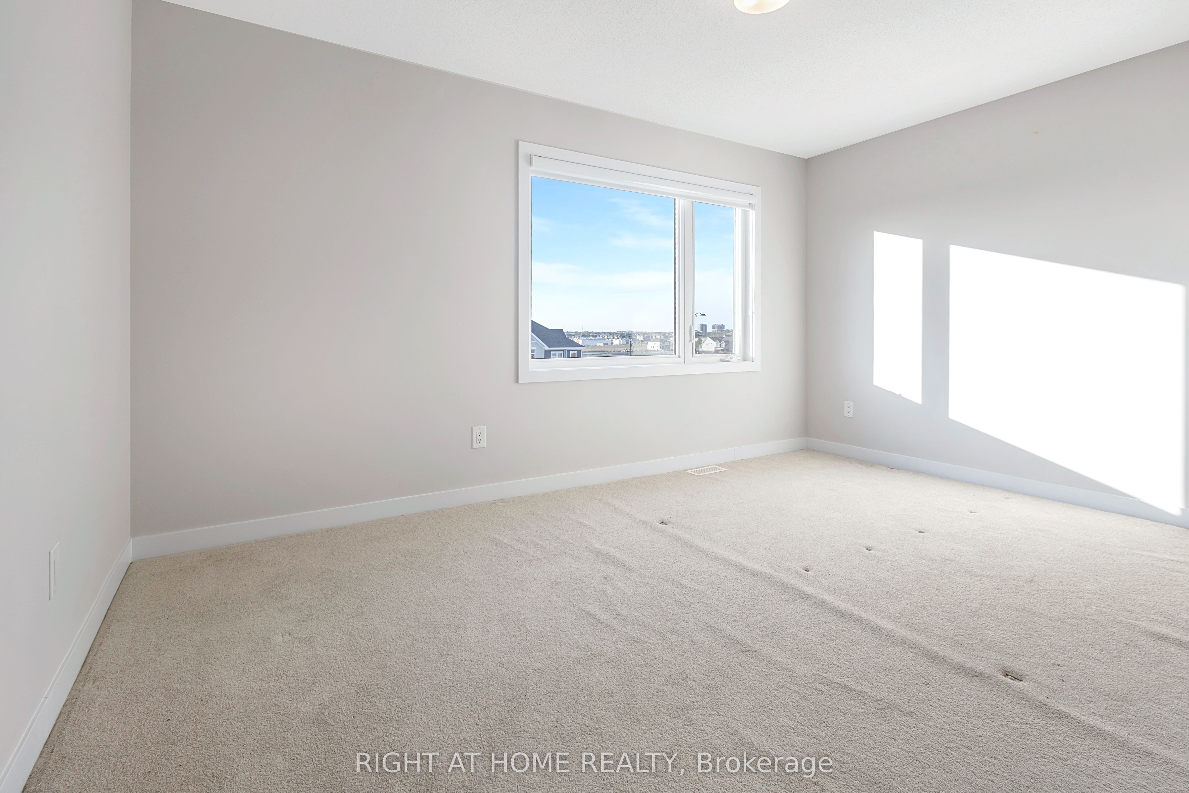 106 Beebalm Crescent Property Photo 25