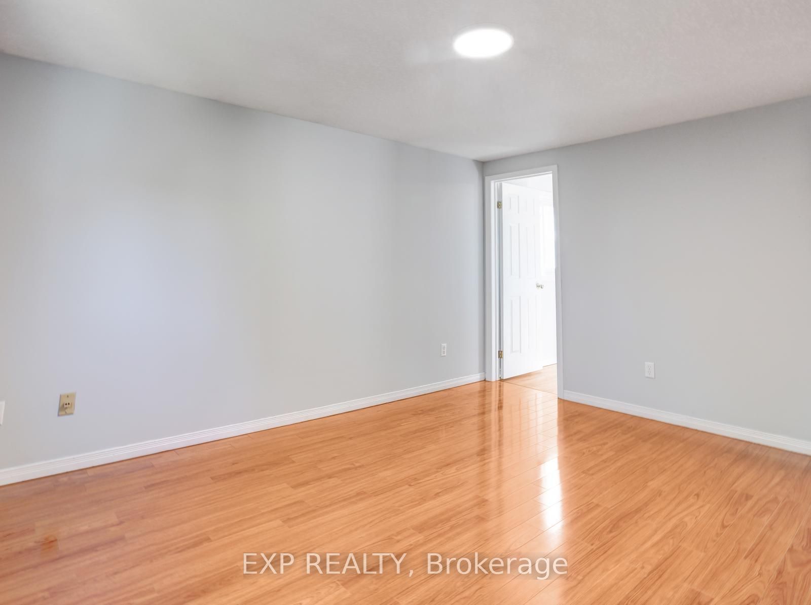 163 Daimler Drive Property Photo 40