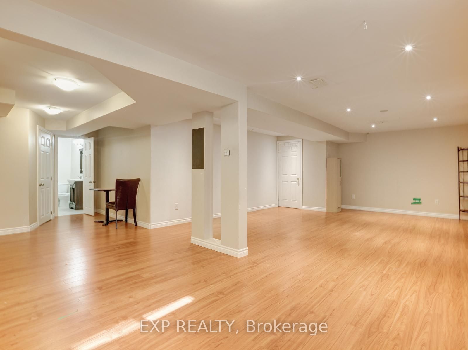 163 Daimler Drive Property Photo 44