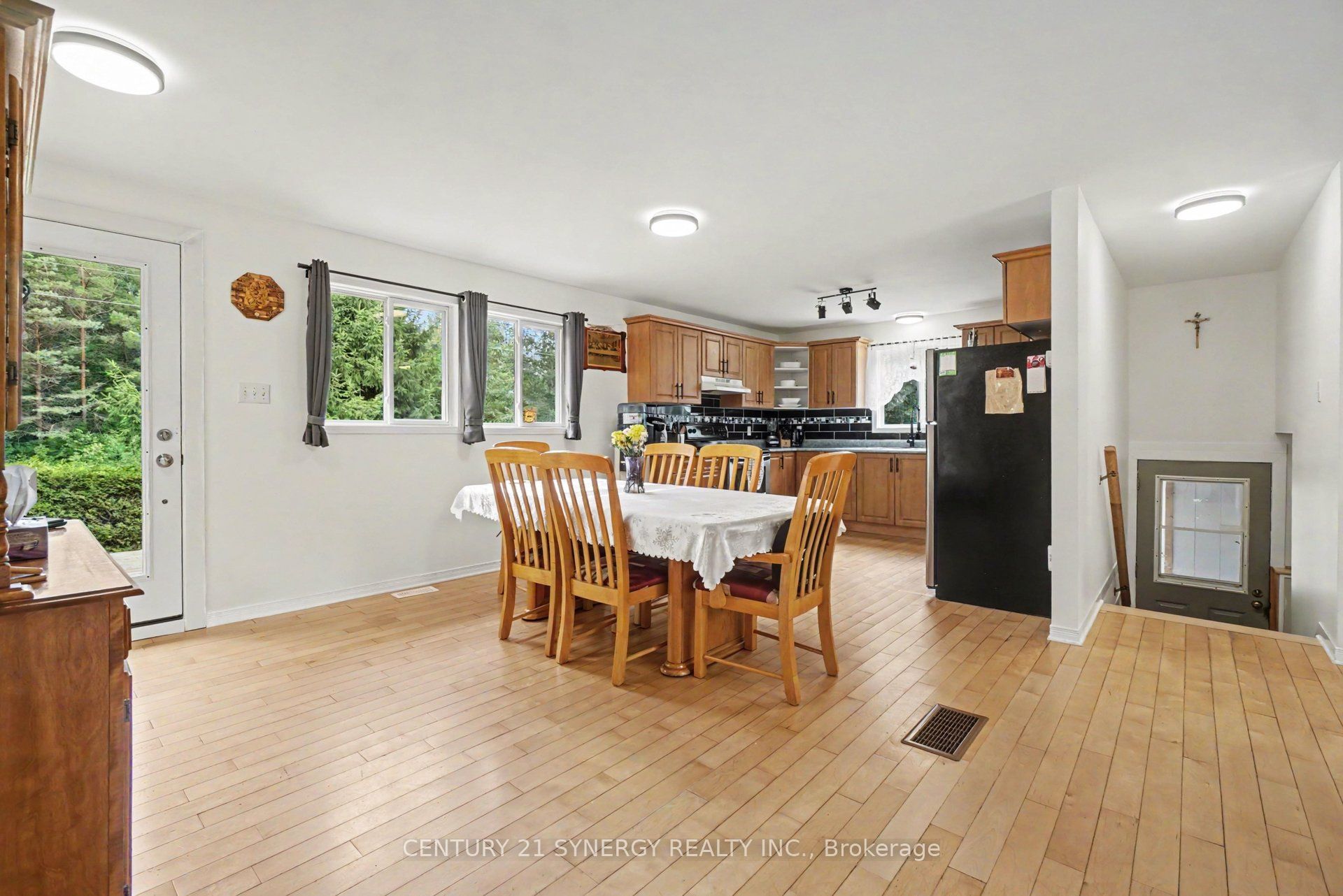 1409 Baker Road Property Photo 18