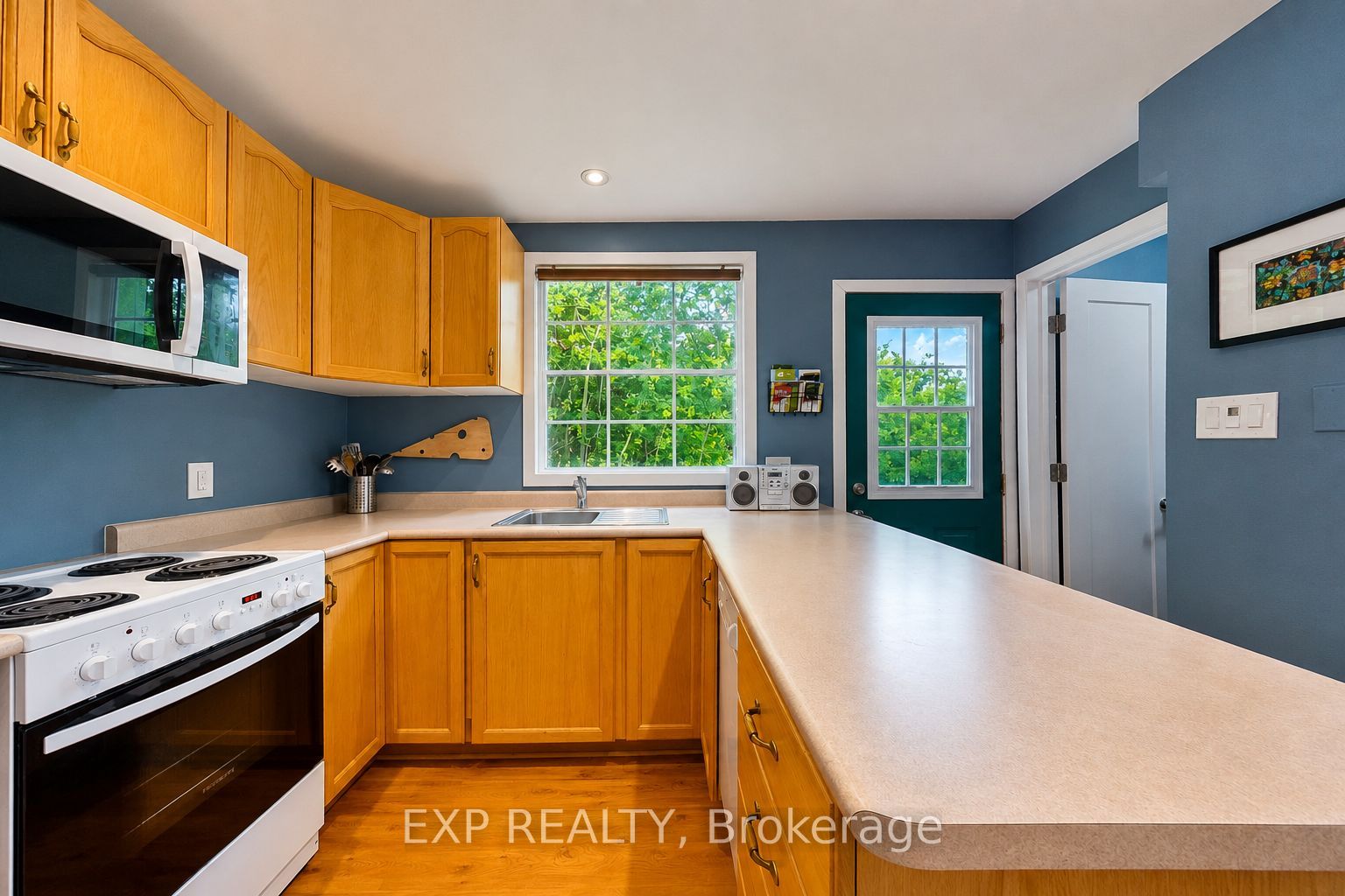 360 Cedar Avenue Property Photo 8