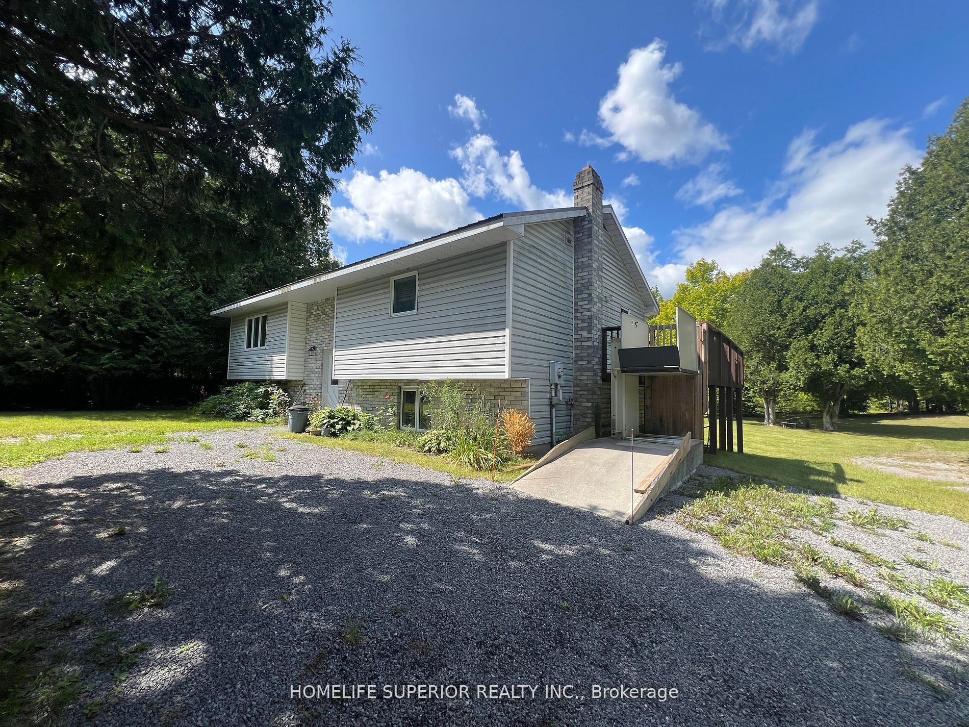 985 Twiddy Road Property Photo 22