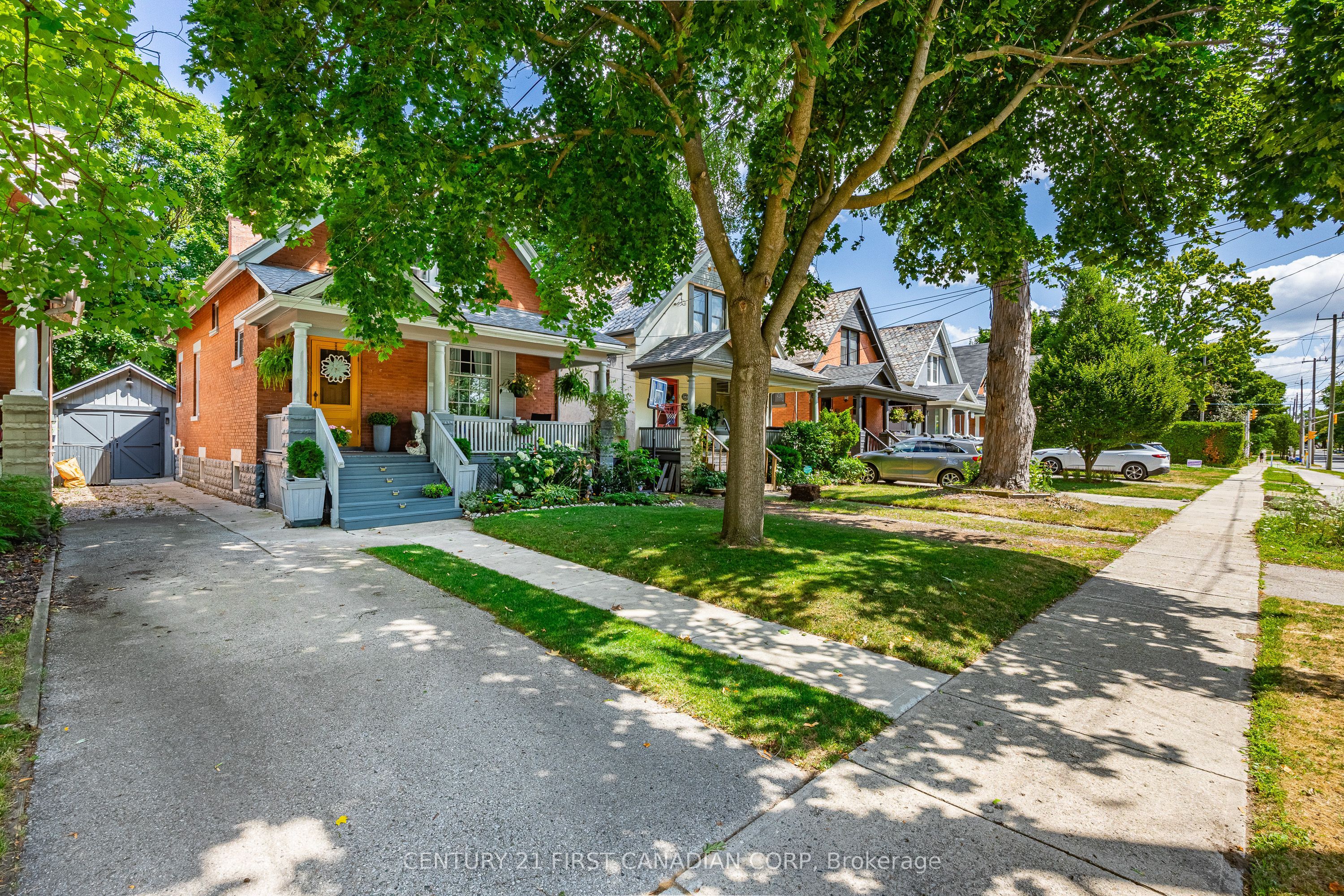 330 Cheapside Street Property Photo 2